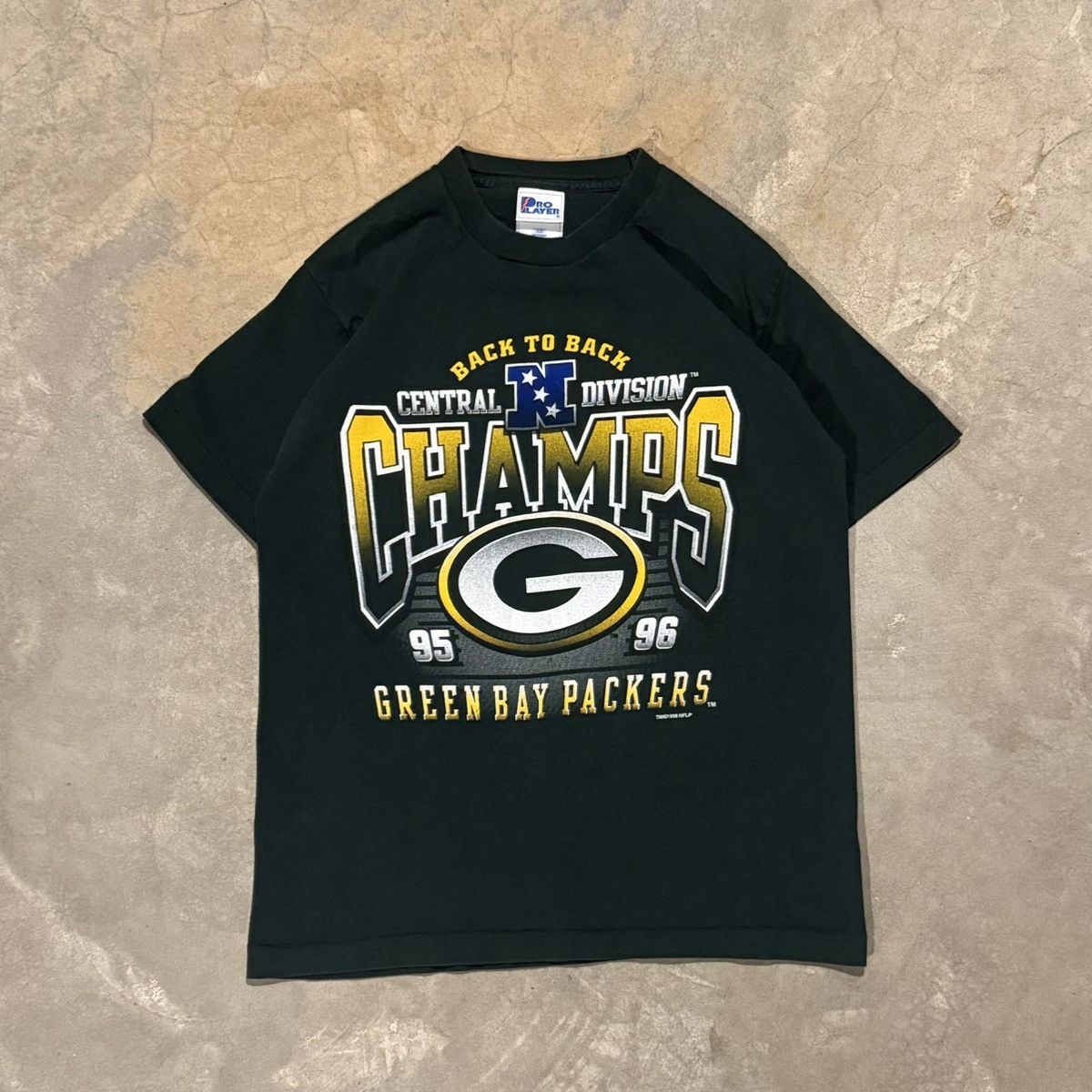 Pro Player Vintage 1990s Pro Player Green Bay Packers Champions NFL Tee Size US M / EU 48-50 / 2 - 1 Thumbnail