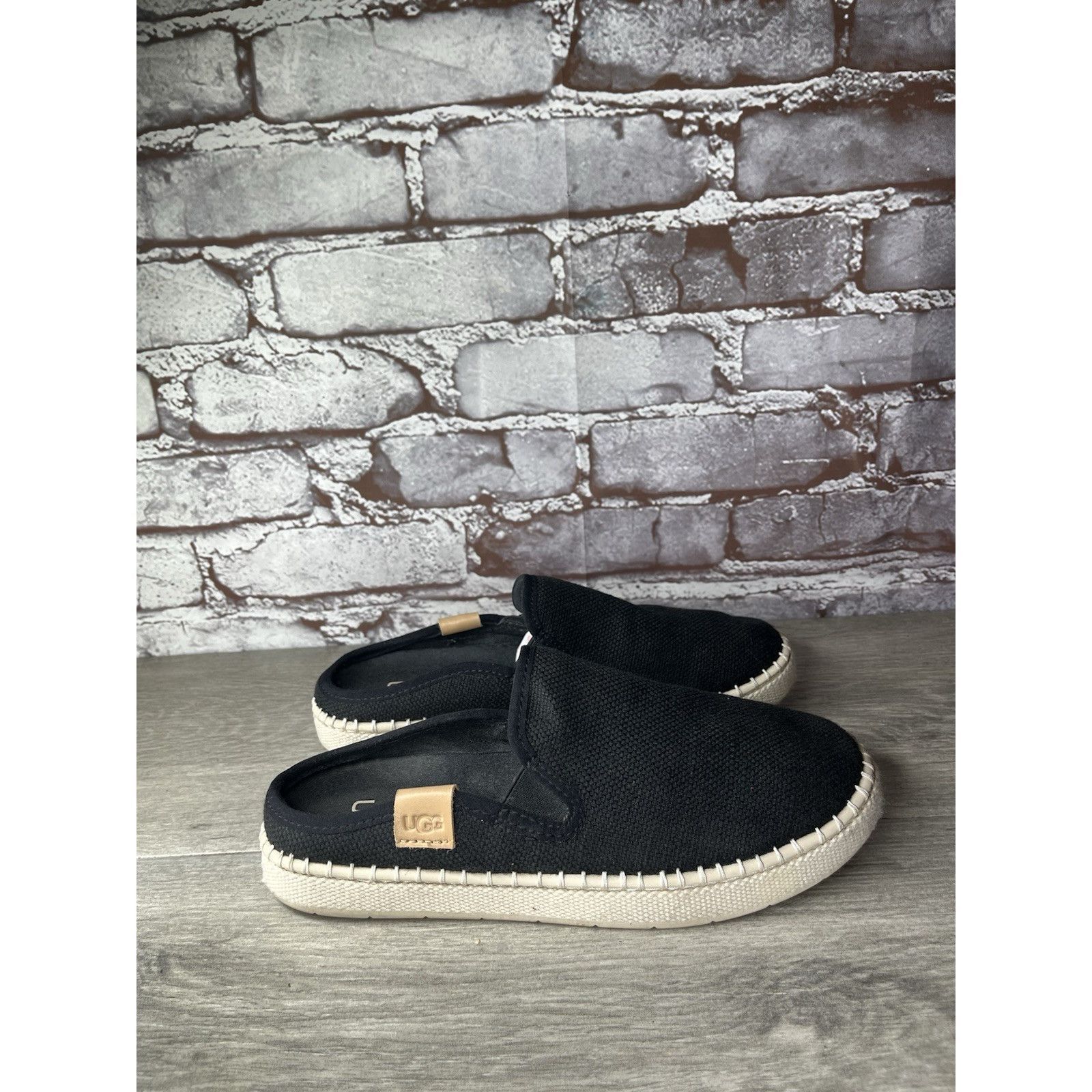 Ugg Ugg Black Delu Sneakers Canvas Slip On Mules Shoes Women’s S Size US 6 / IT 36 - 11 Thumbnail