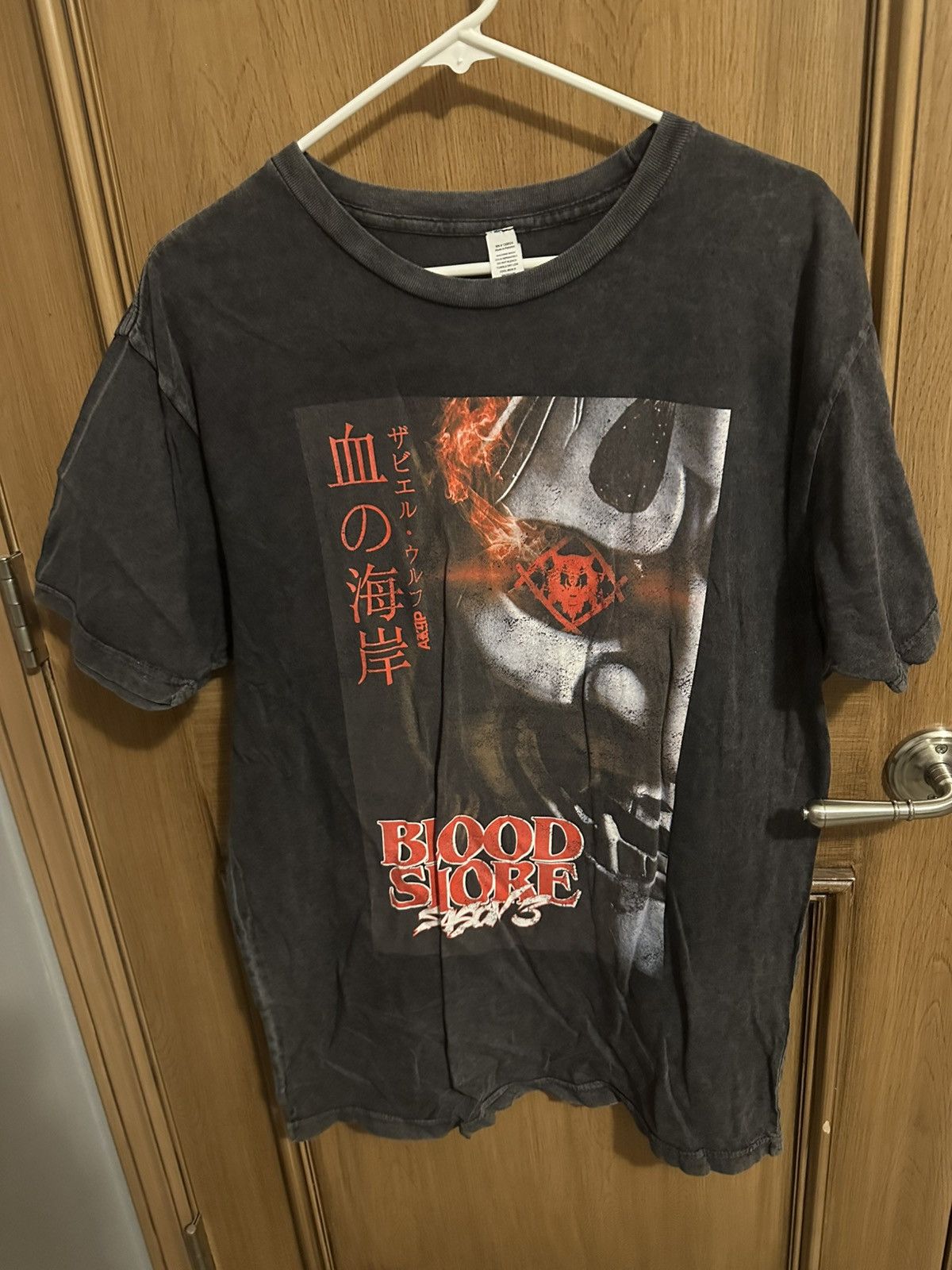 Xavier Wulf / Hollow Squad Bloodshore season 3 Tee Vintage wash Size US L / EU 52-54 / 3 - 1 Thumbnail