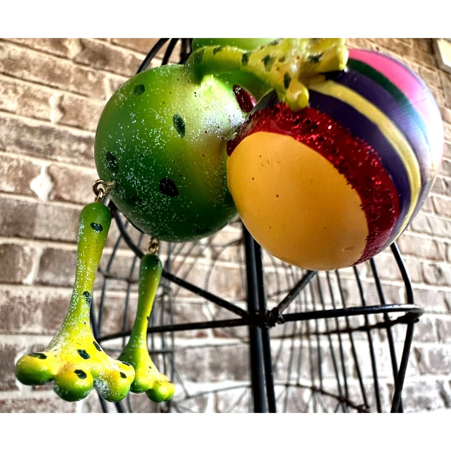 Vintage Vintage Frog Ornament Christmas Dangling Legs Holding Orname Size ONE SIZE - 12 Thumbnail