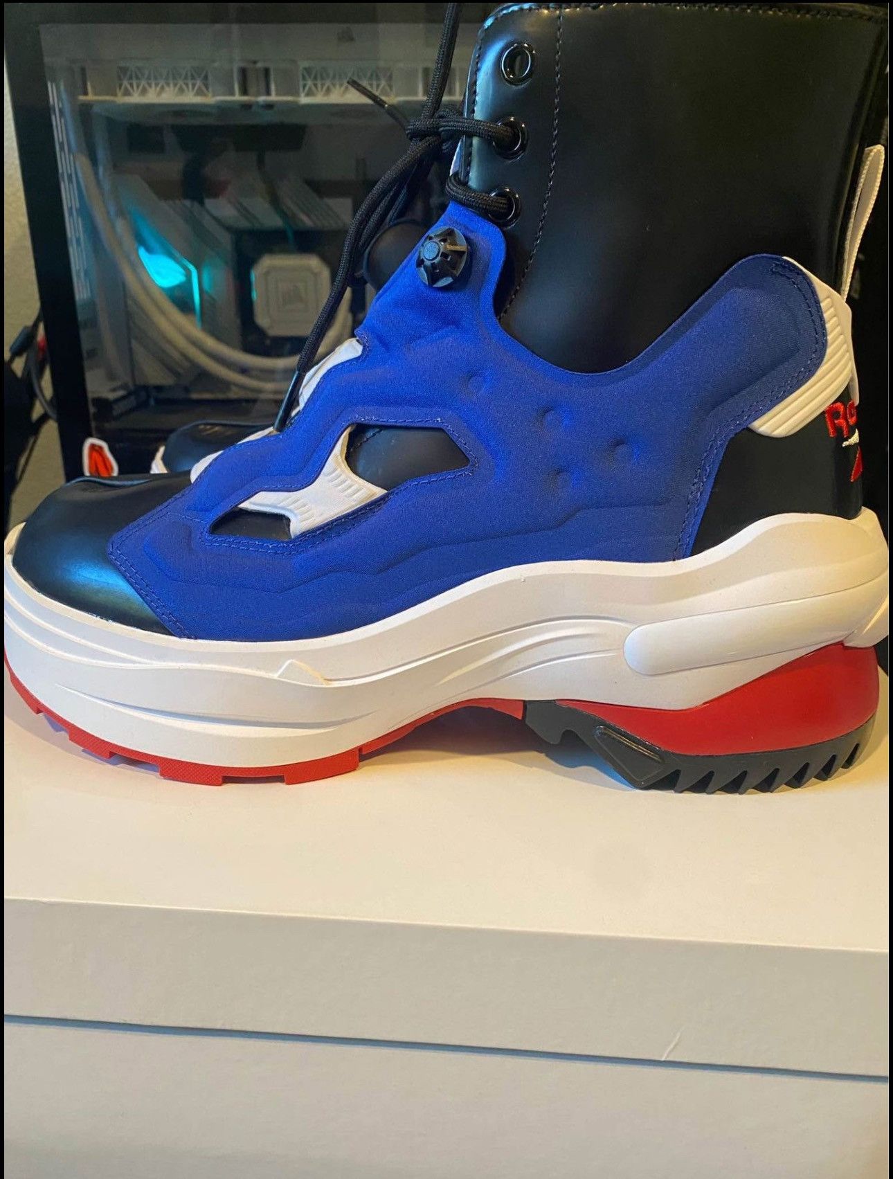 Maison Margiela × Reebok Maison Margiela x Instapump Fury Tabi Size US 11 / EU 44 - 4 Thumbnail