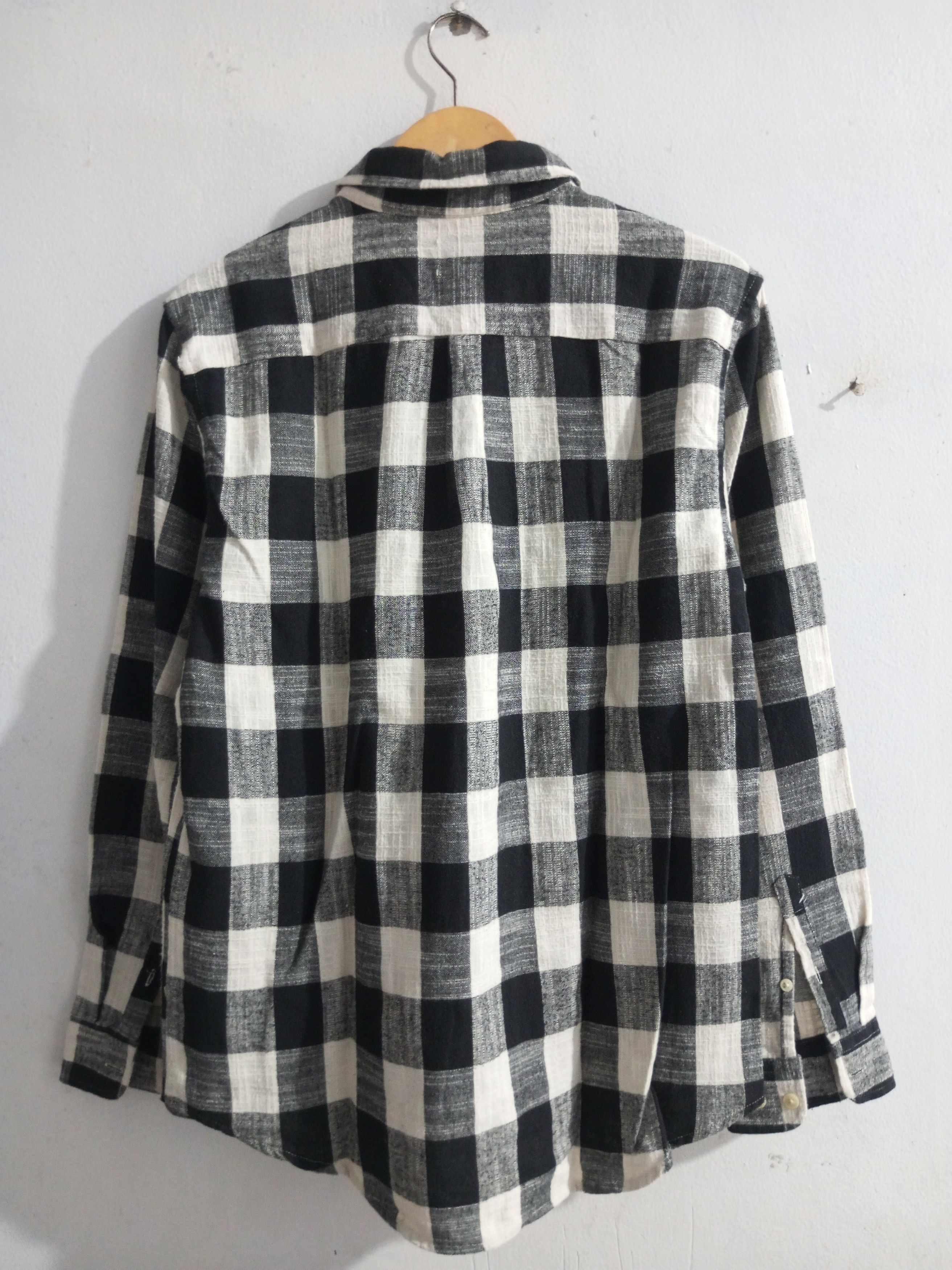 Japanese Brand Vintage wismates snap long sleeve shirt Size US M / EU 48-50 / 2 - 2 Thumbnail
