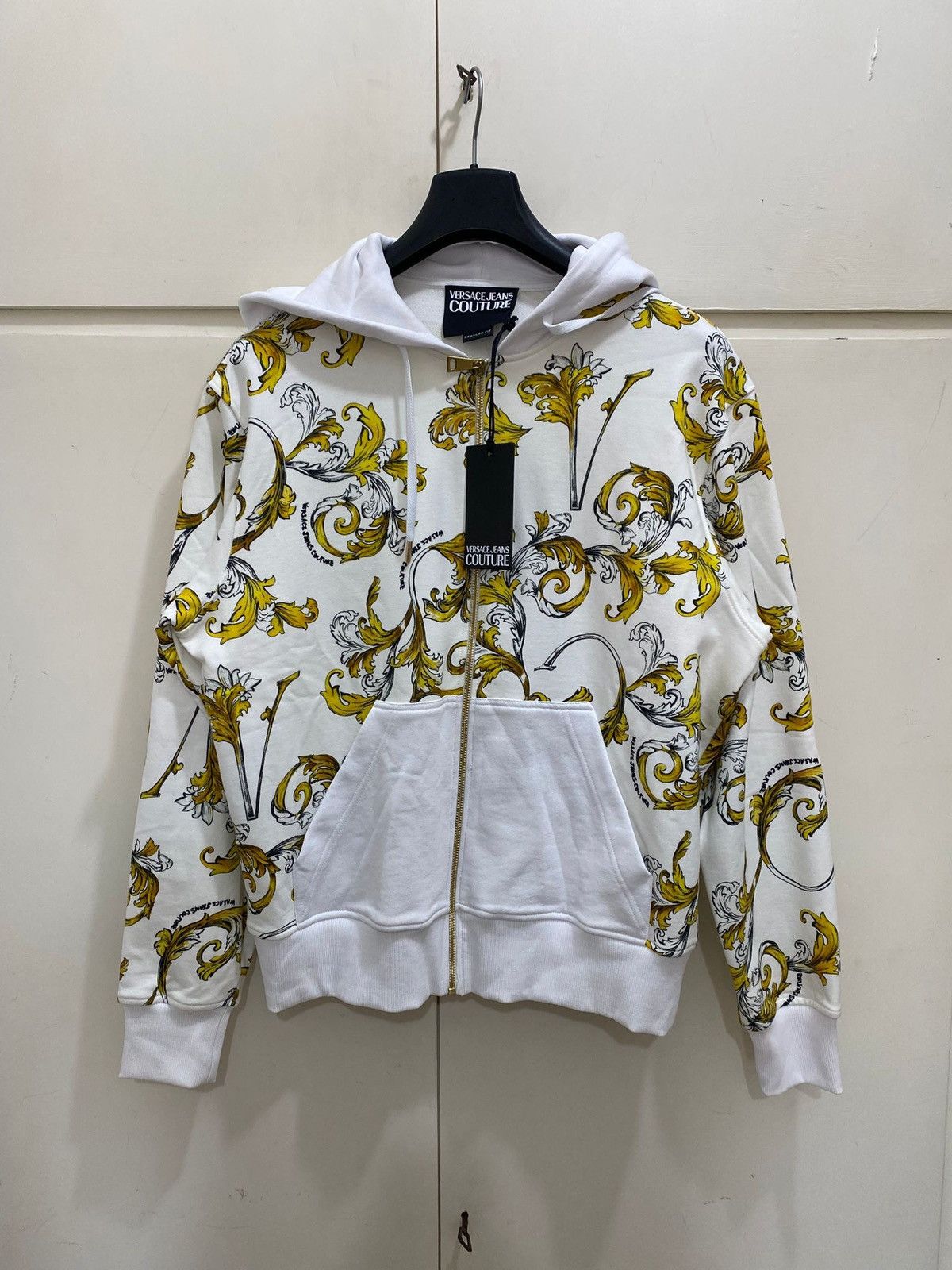 Versace Jeans Couture Versace Jeans Culture Sweatshirt Barocco Outline L, new Size US L / EU 52-54 / 3 - 1 Thumbnail