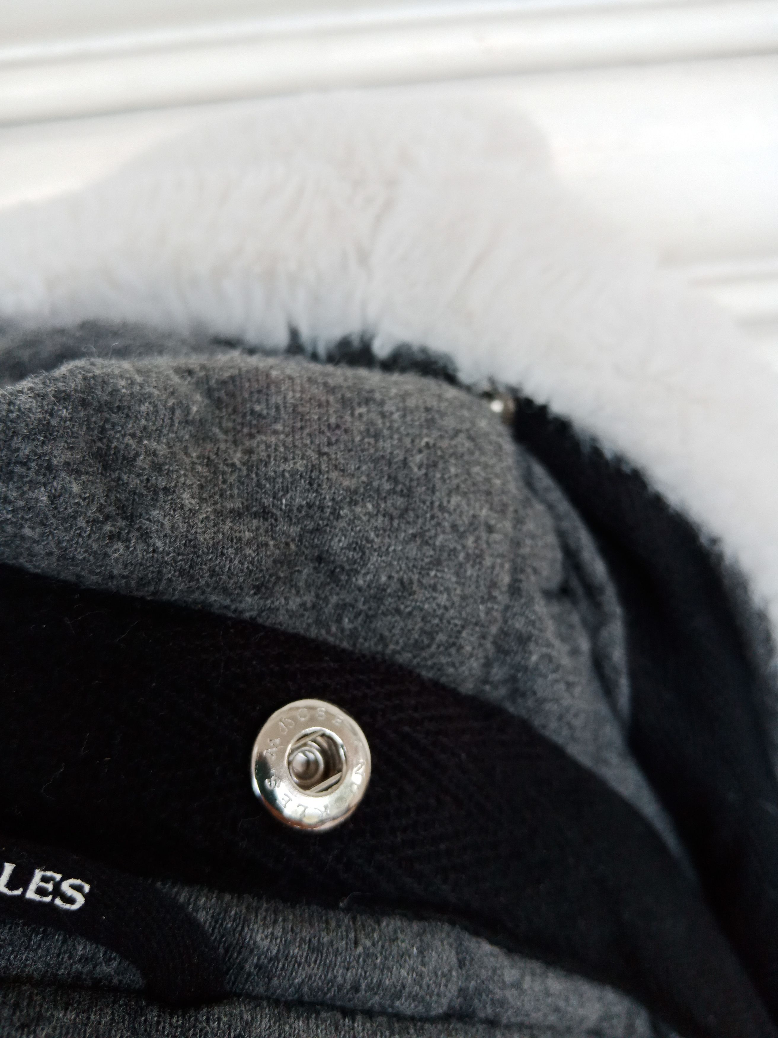 Moose Knuckles Moose Knuckles Fur Size US XL / EU 56 / 4 - 12 Thumbnail