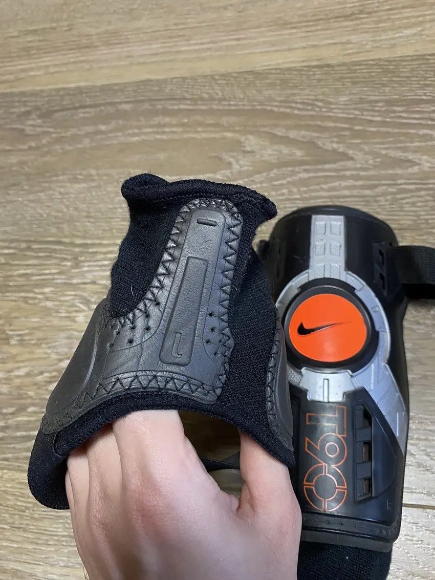 Nike × Vintage VTG Nike Total 90 Soocer Shields Size L Rare Black/Orange Size ONE SIZE - 5 Thumbnail