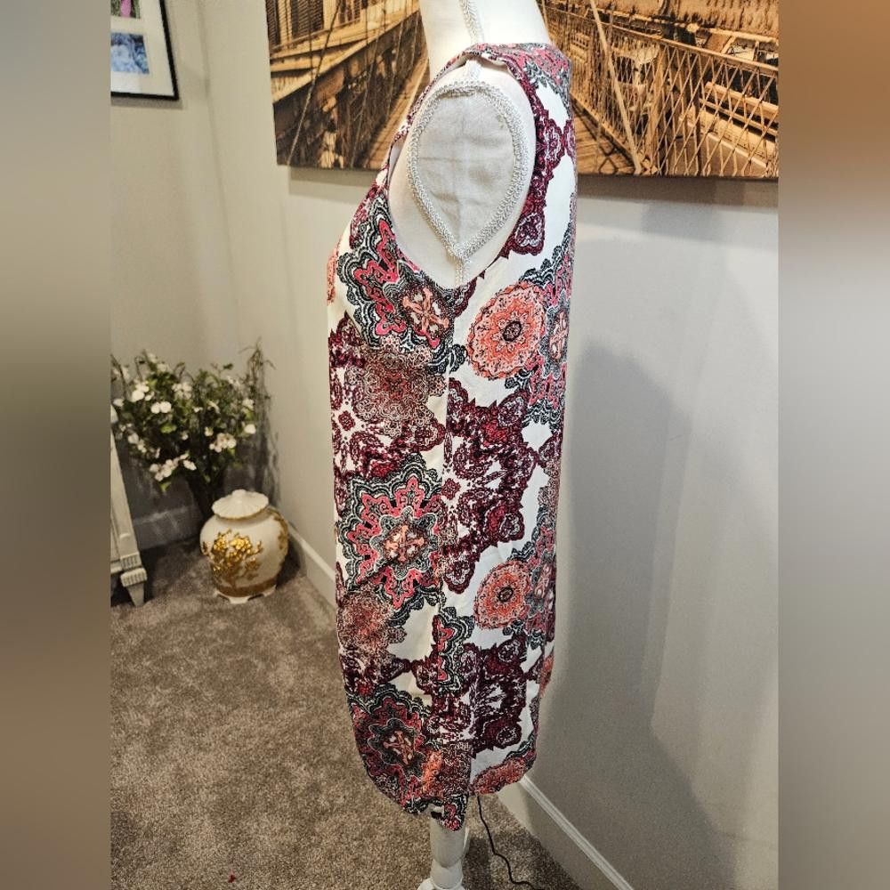 Designer New York & Co Floral PrintDress with Crisscross Detail Size S / US 4 / IT 40 - 3 Thumbnail