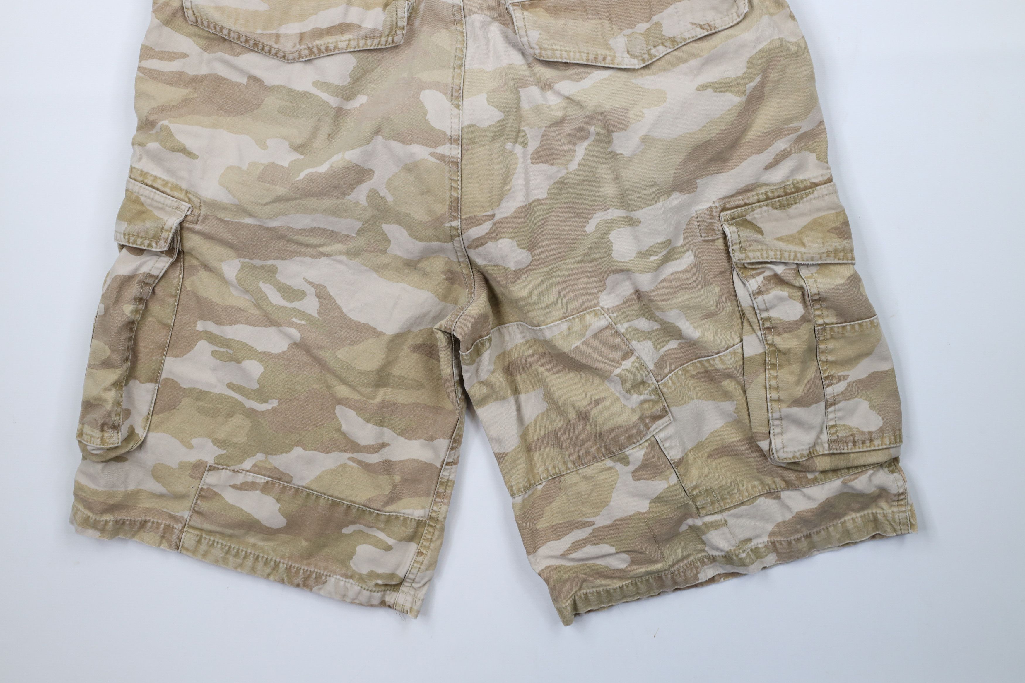 Avirex × Vintage Vintage Avirex Heavyweight Military Camouflage Cargo Shorts Size US 34 / EU 50 - 13 Thumbnail