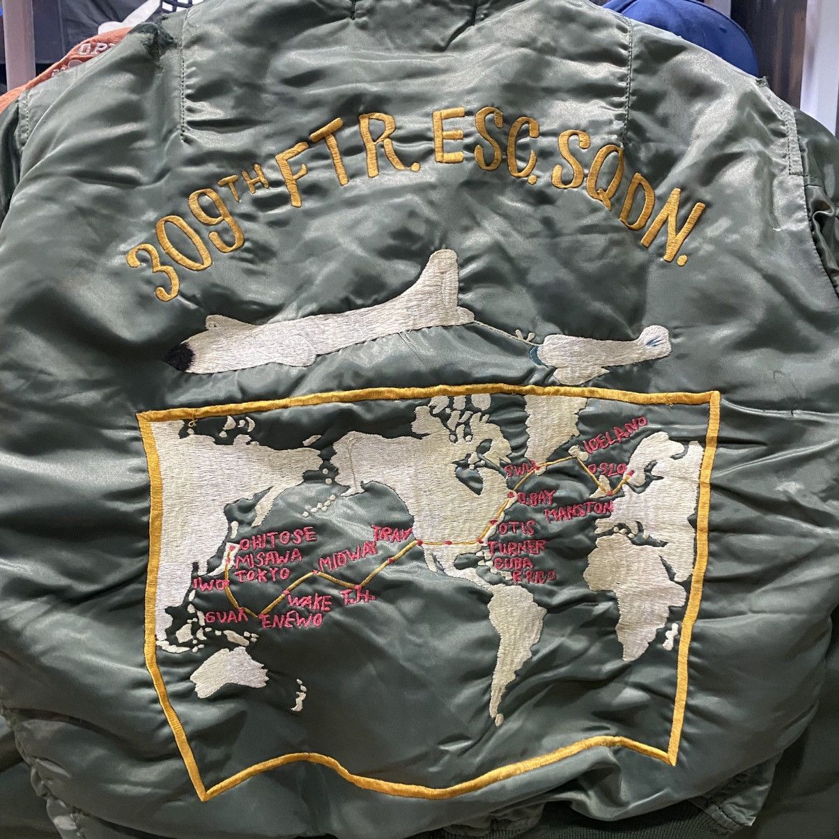 Alpha Industries Vintage MA-1 Alpha Industries Bomber Jacket "309th FTR SQDN" Size US M / EU 48-50 / 2 - 6 Thumbnail