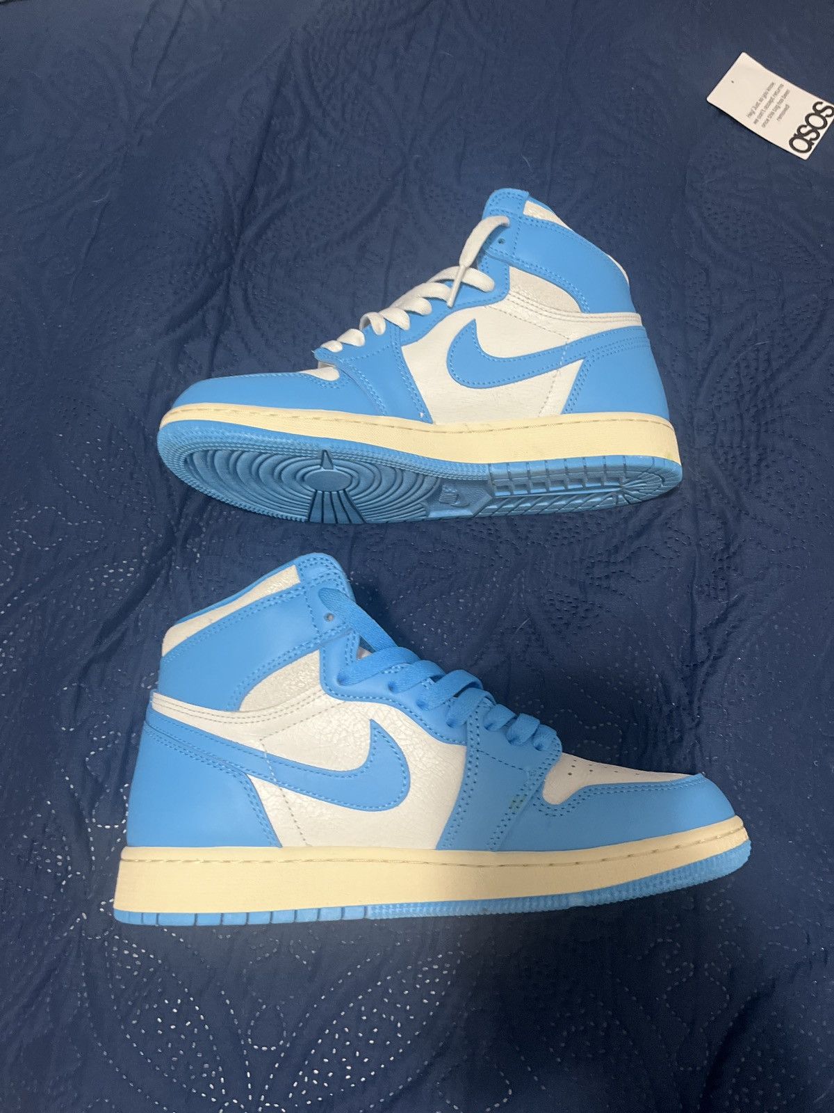Jordan Brand Jordan 1 UNC Remastered Size US 7 / EU 40 - 7 Thumbnail