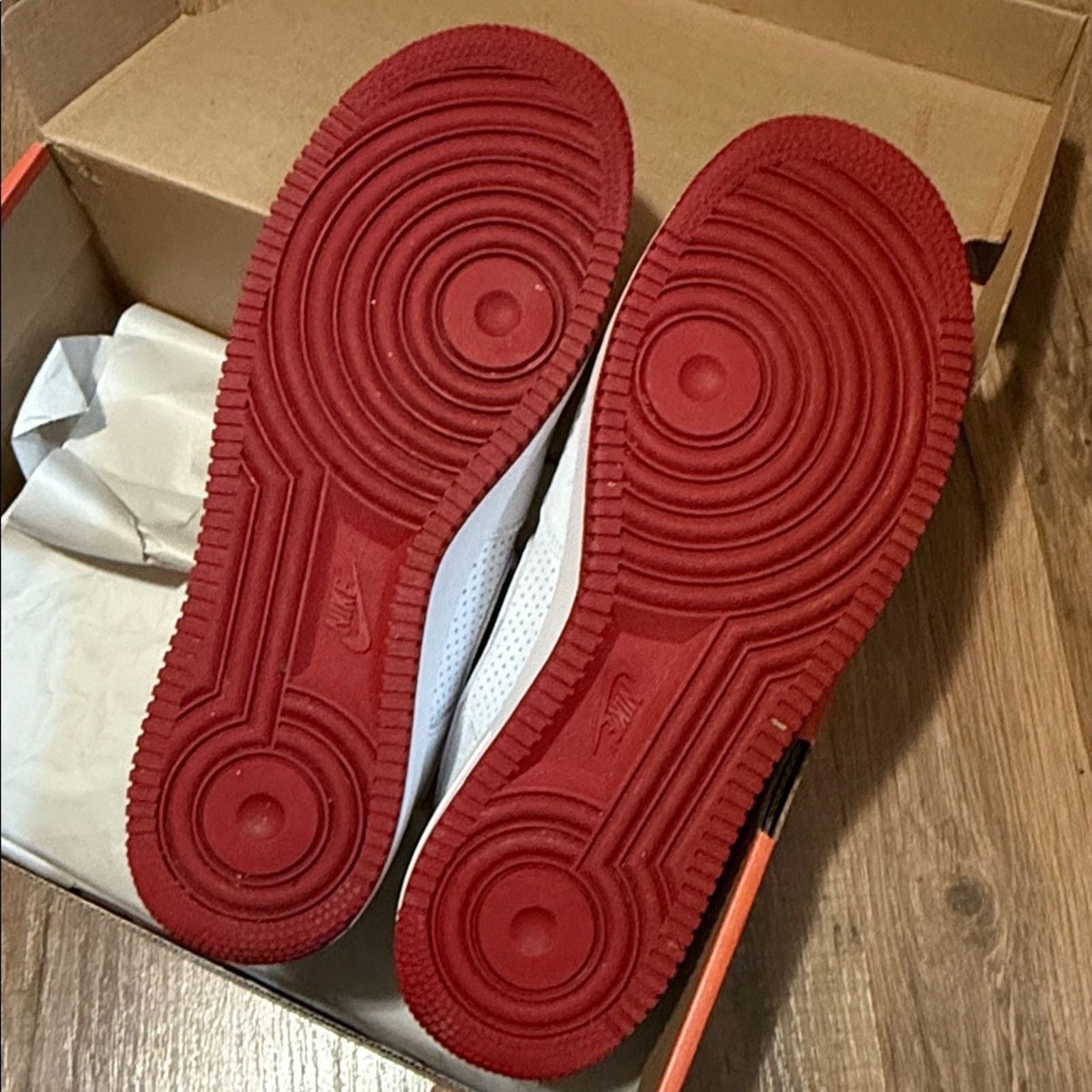 Nike 2005 Nike Air Force 1 Size US 10.5 / EU 43-44 - 10 Thumbnail
