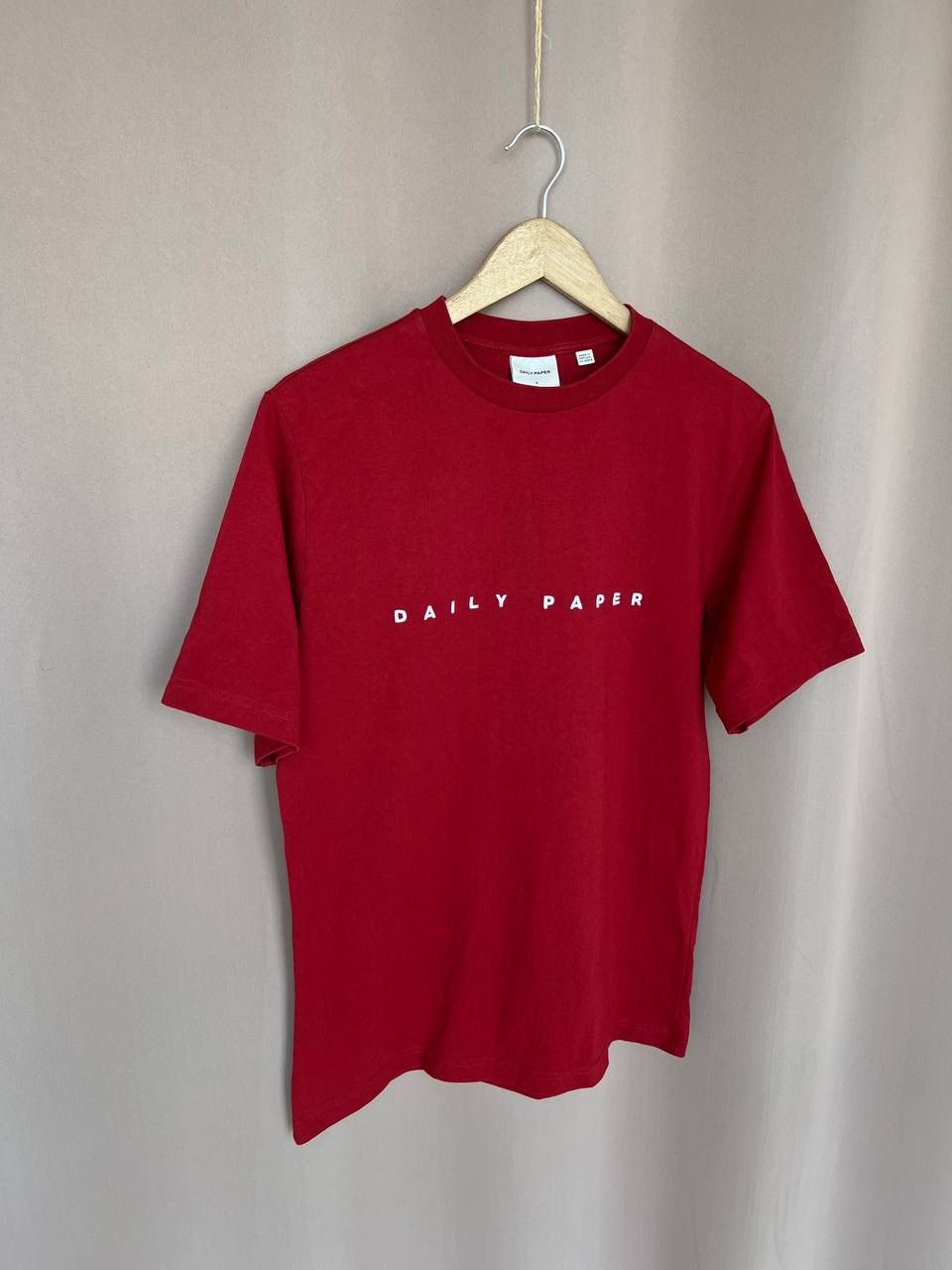 Daily Paper Daily Paper Alias T-Shirt Mens Size S Red Short Sleeve Logo Size US S / EU 44-46 / 1 - 5 Thumbnail