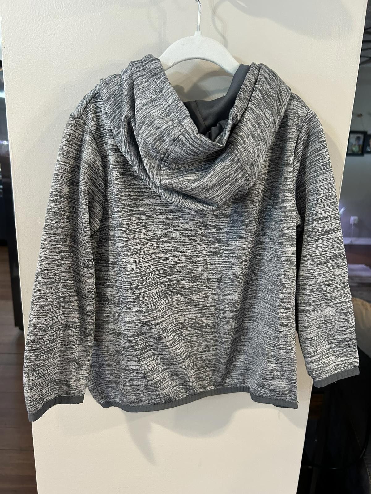 Under Armour Under Armour Youth Gray Hoodie Sweatshirt YXS Size US XS / EU 42 / 0 - 4 Thumbnail