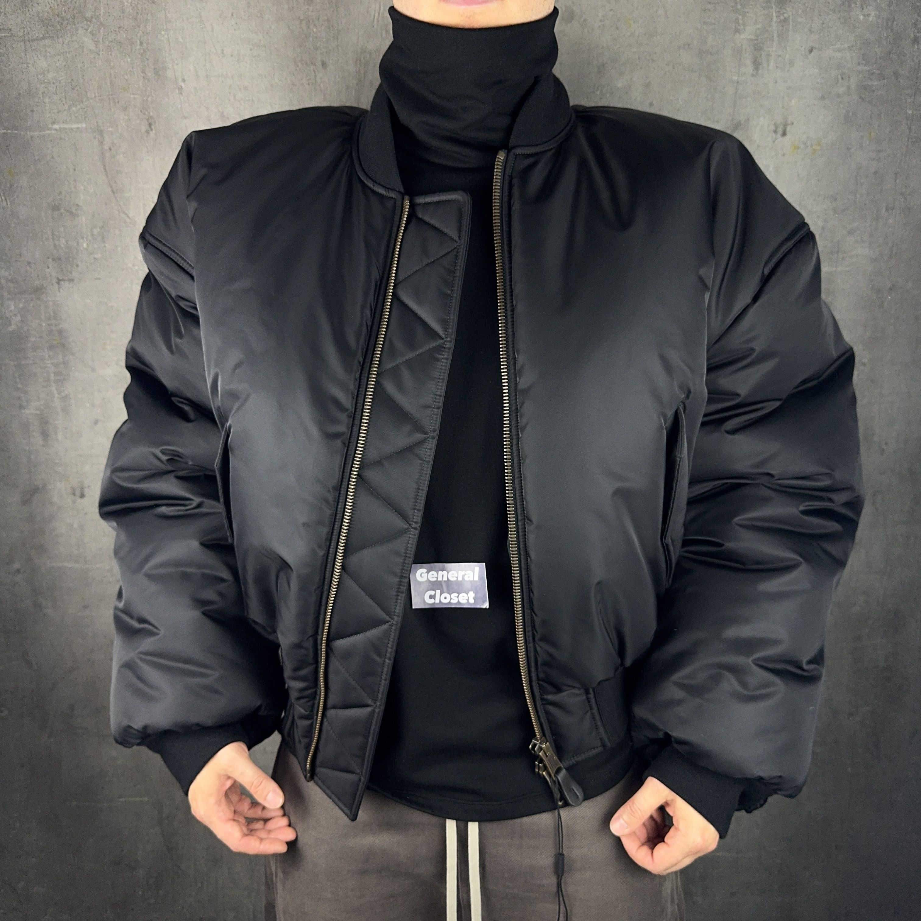 Balenciaga BALENCIAGA SS23 Runway Mud Show Padded Nylon Steroid Bomber Size US S / EU 44-46 / 1 - 3 Thumbnail