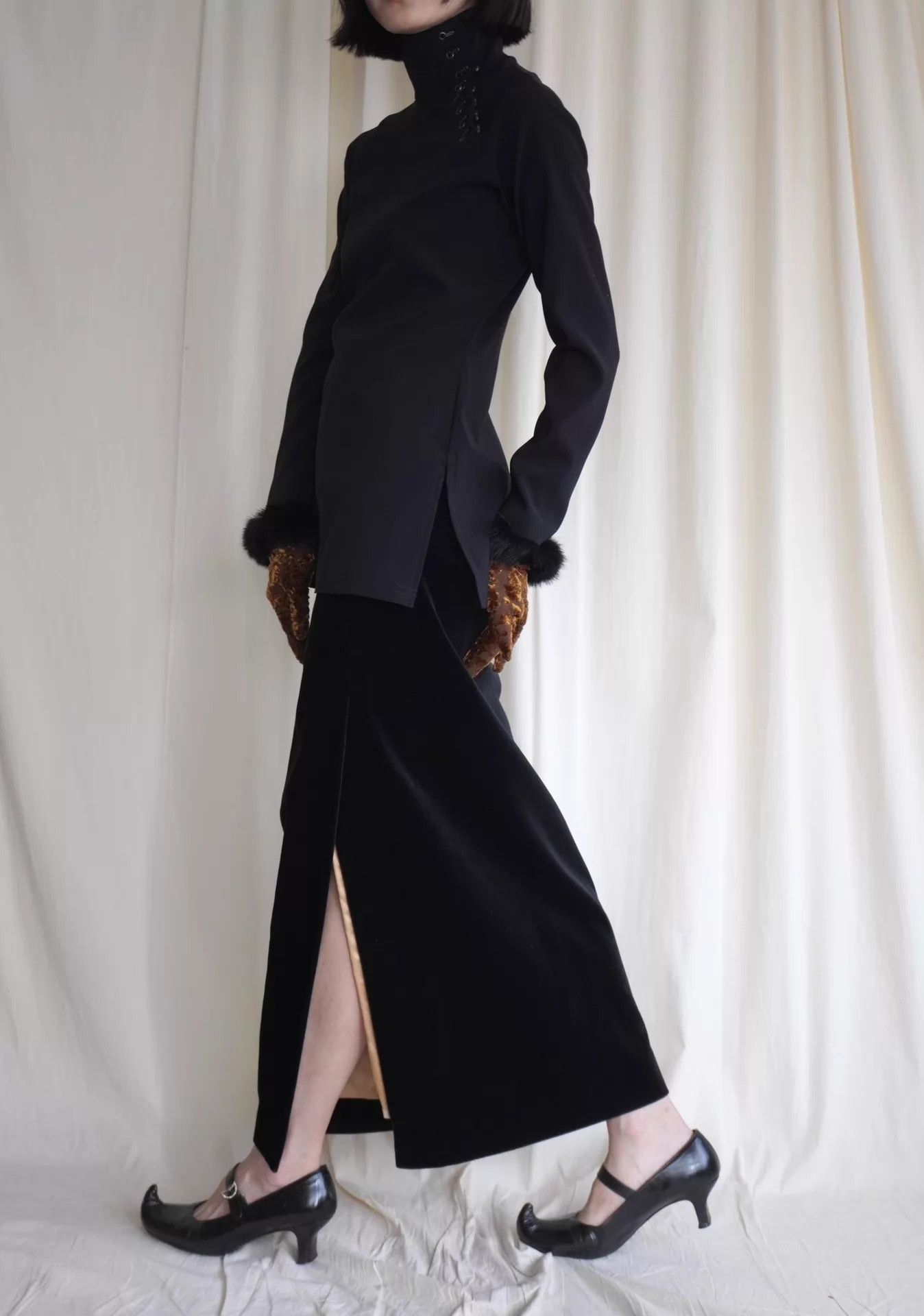 Vivienne Westwood Vivienne Westwood 1990s Early Velvet Slit Straight Skirt Red Label Size 25" / US 0 / IT 36 - 6 Thumbnail