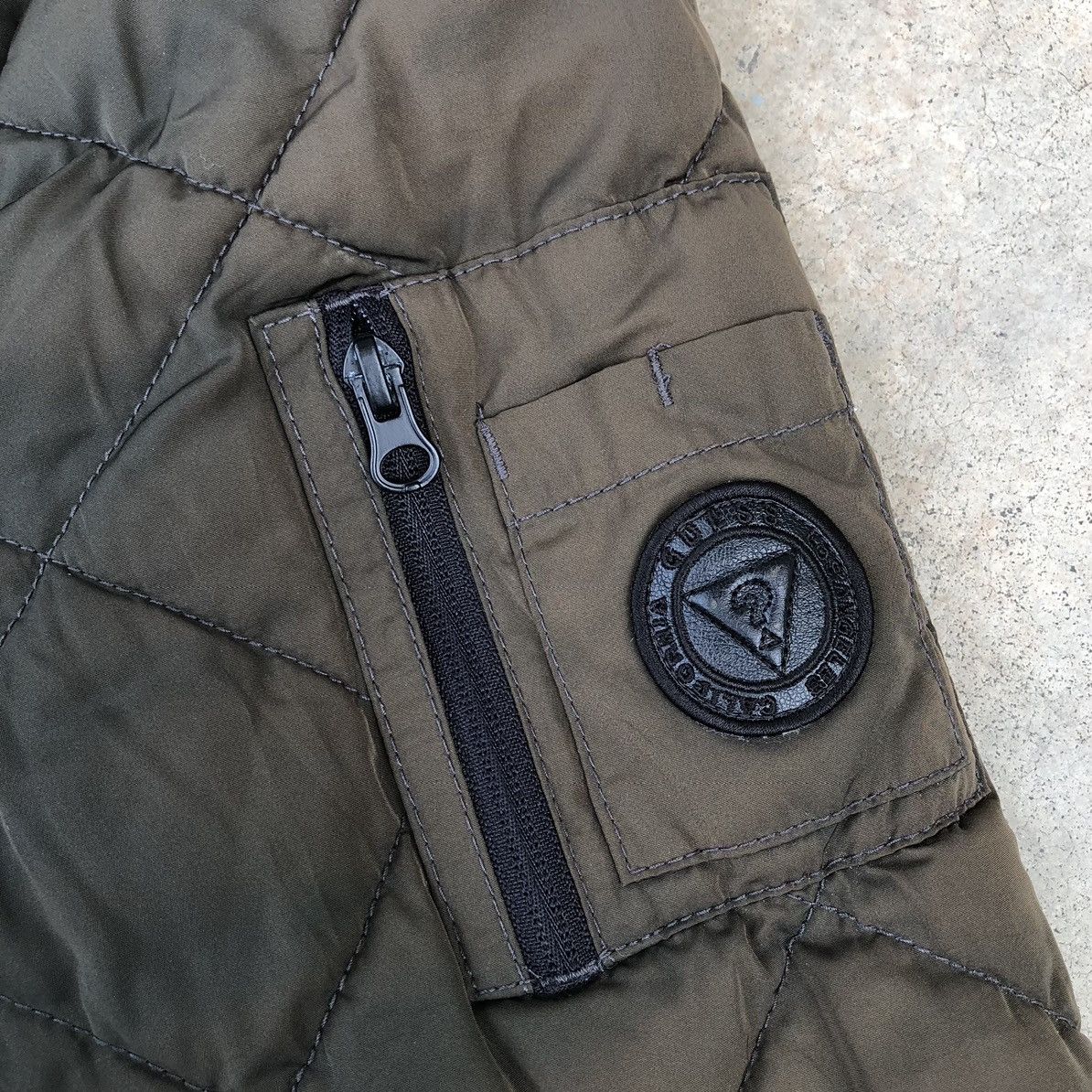 Guess Vintage Guess Est.1981 Sun Faded Quilted Bomber Jacket Size US M / EU 48-50 / 2 - 10 Thumbnail