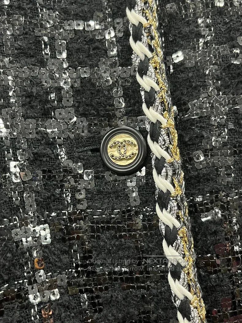 Chanel Chanel Black Sequin Embellished Jacket. Size US M / EU 48-50 / 2 - 2 Thumbnail