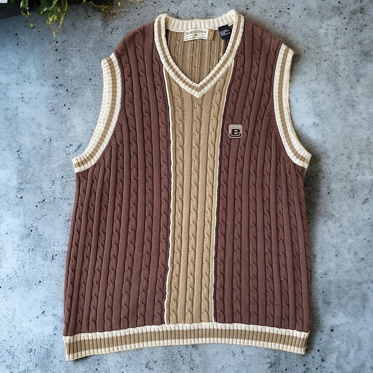 Vintage 😳ENYCE Vintage Cable Knit Sweater Vest Men's XL 3D Coogi 