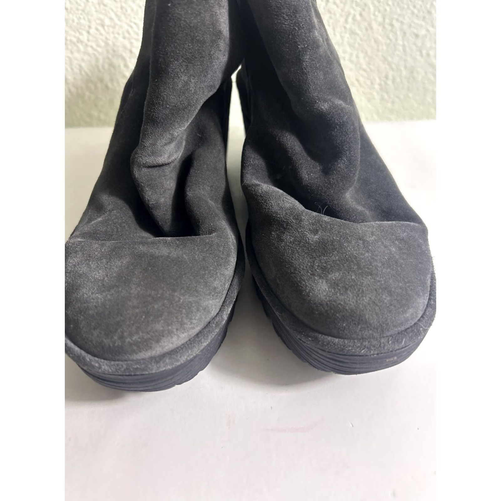 Fly London Fly London Yebi Suede Back Tie Ankle Boots Women’s 39 US 8-8.5 Gray Boots Woman Medium Wedge Ruched Size US 8.5 / IT 38.5 - 7 Thumbnail