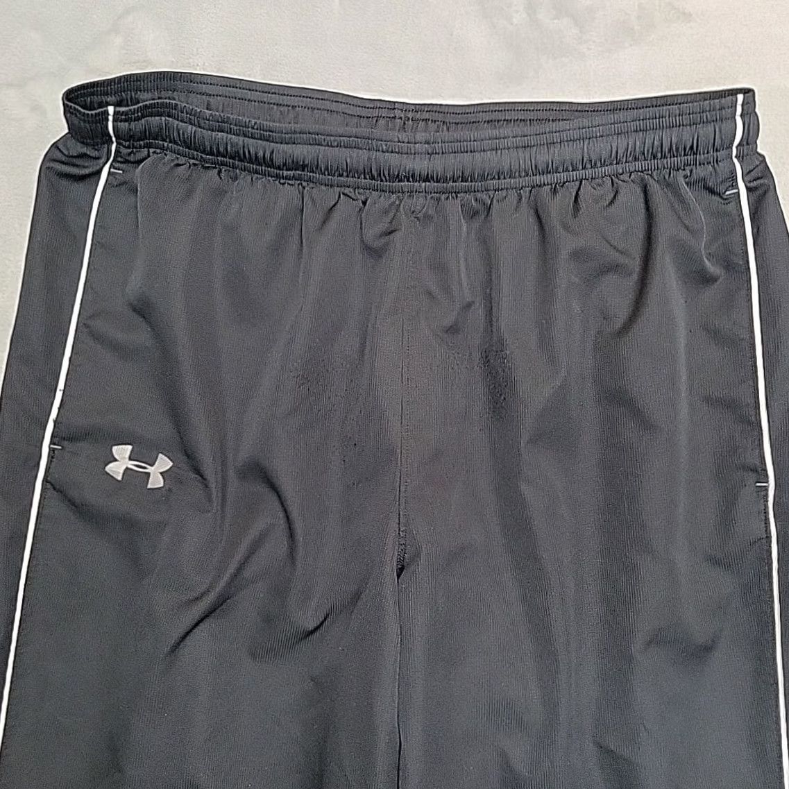 Under Armour Under Armour Pants Mens XL Black Loose Workout Elastic Waist Zip Leg Size US 36 / EU 52 - 3 Thumbnail