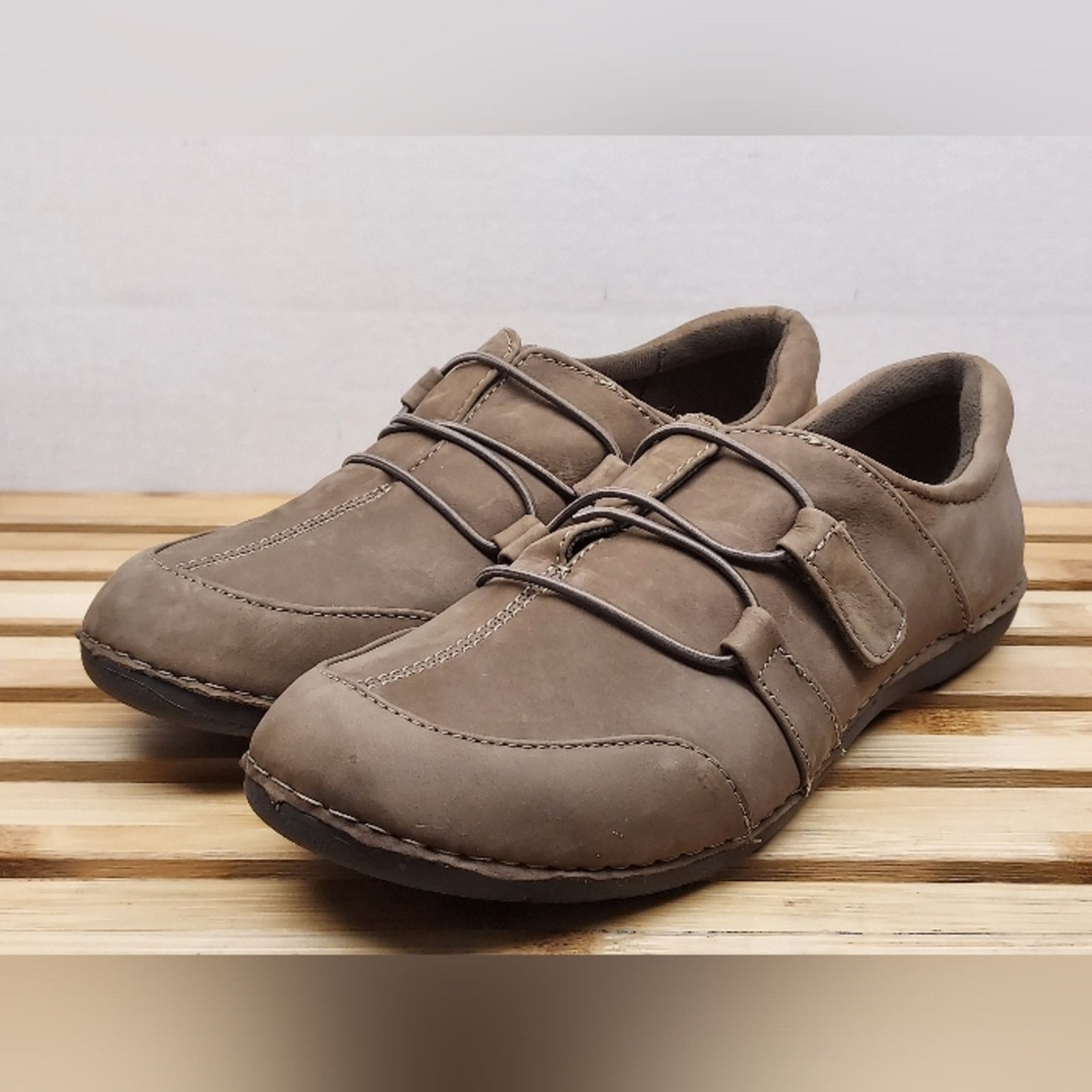 Other Earth Origins Womens Brown Leather Slip On Shoes Size 10 Size US 10 / IT 40 - 1 Thumbnail