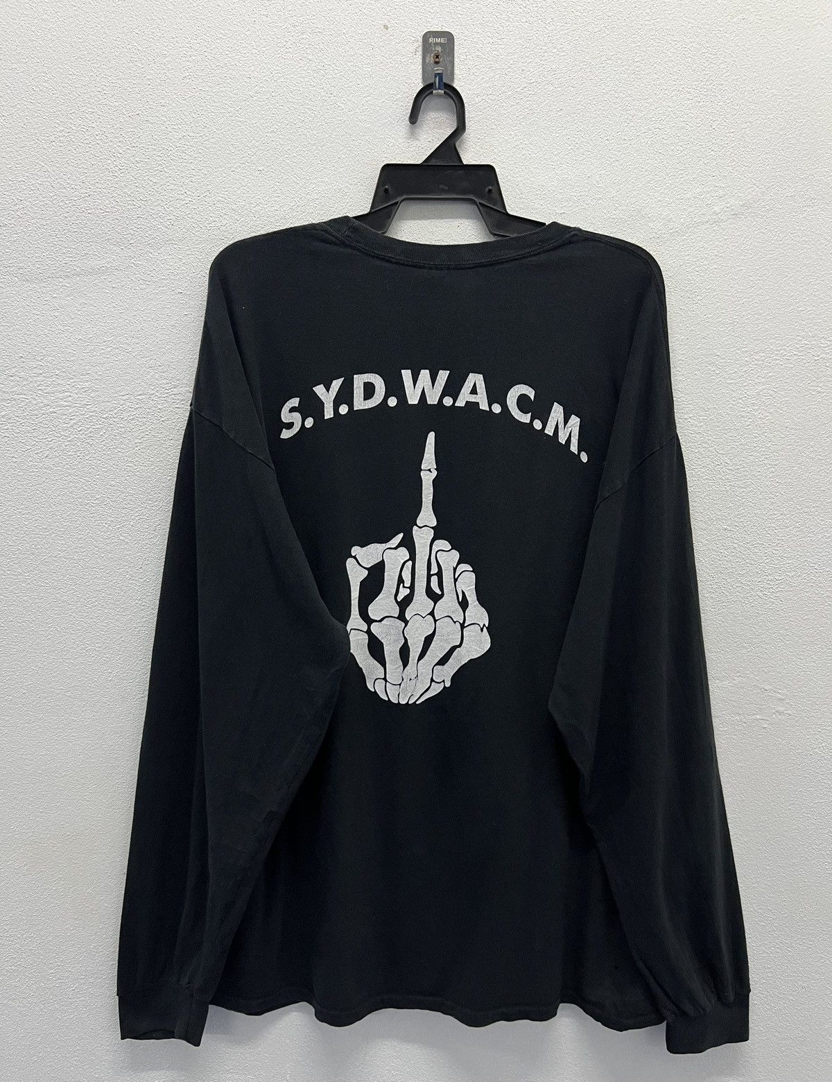 Vintage VINTAGE DON’T YOU LIKE CLOWNS LONG SLEEVE SHIRT Size US XL / EU 56 / 4 - 1 Thumbnail