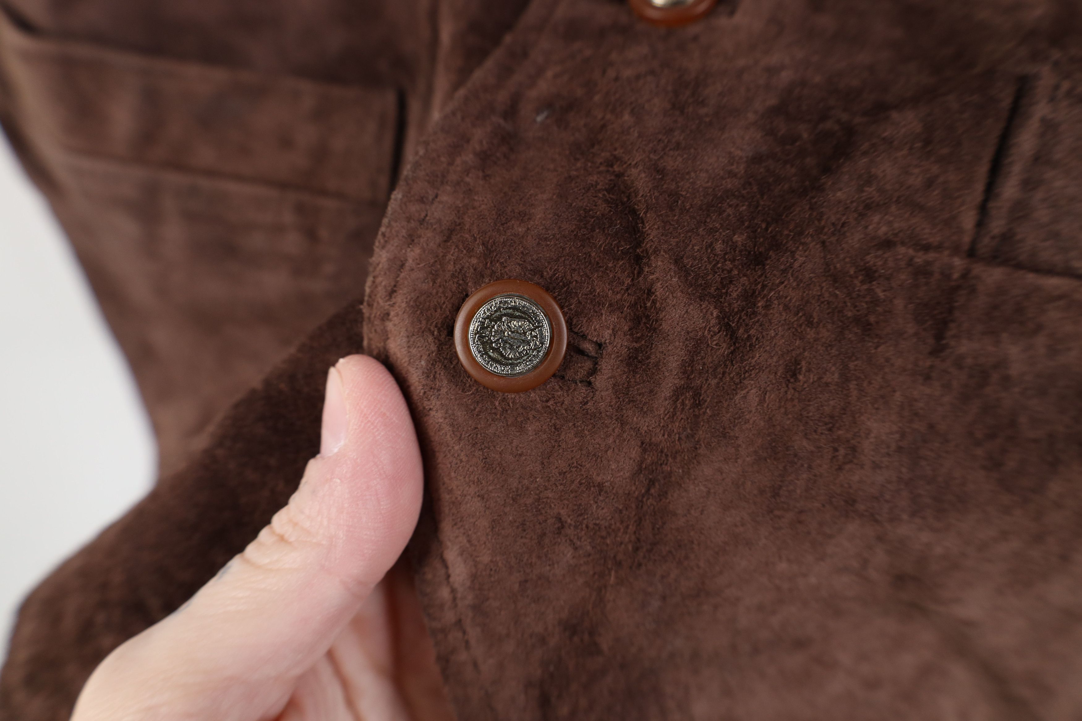 Vintage Vintage 90s Streetwear Buckle Back Suede Leather Vest Size US M / EU 48-50 / 2 - 9 Thumbnail