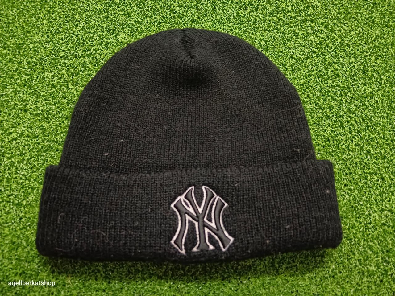 MLB VTG 2000 MLB New York Yankees Embroidered Logo Size ONE SIZE - 2 Thumbnail