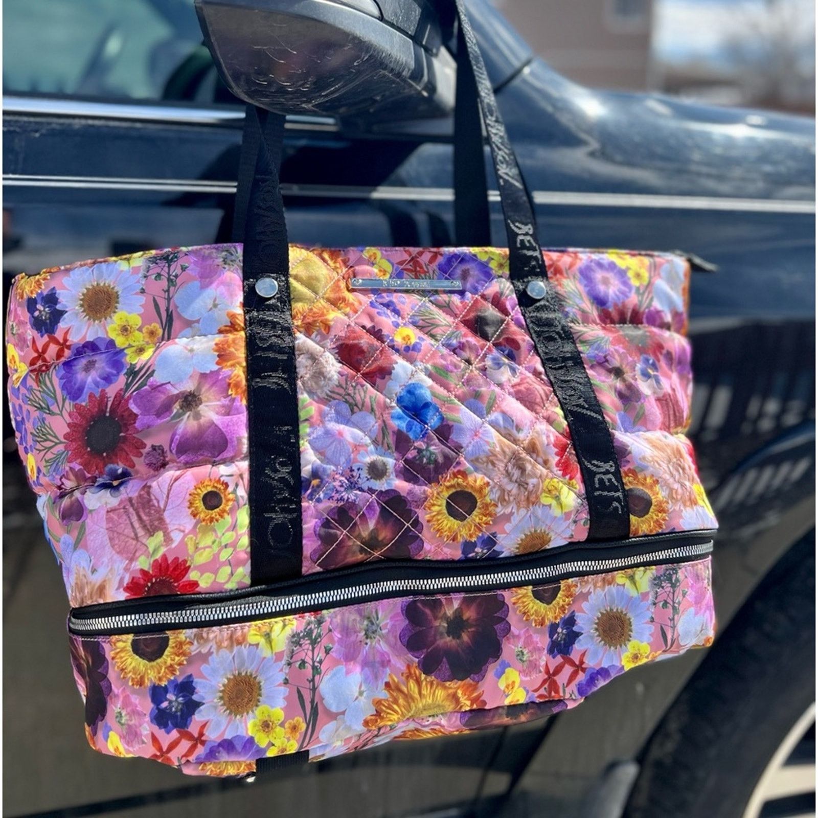 Betsey Johnson Betsey Johnson Dual Compartment Floral Weekender Bag Grailed