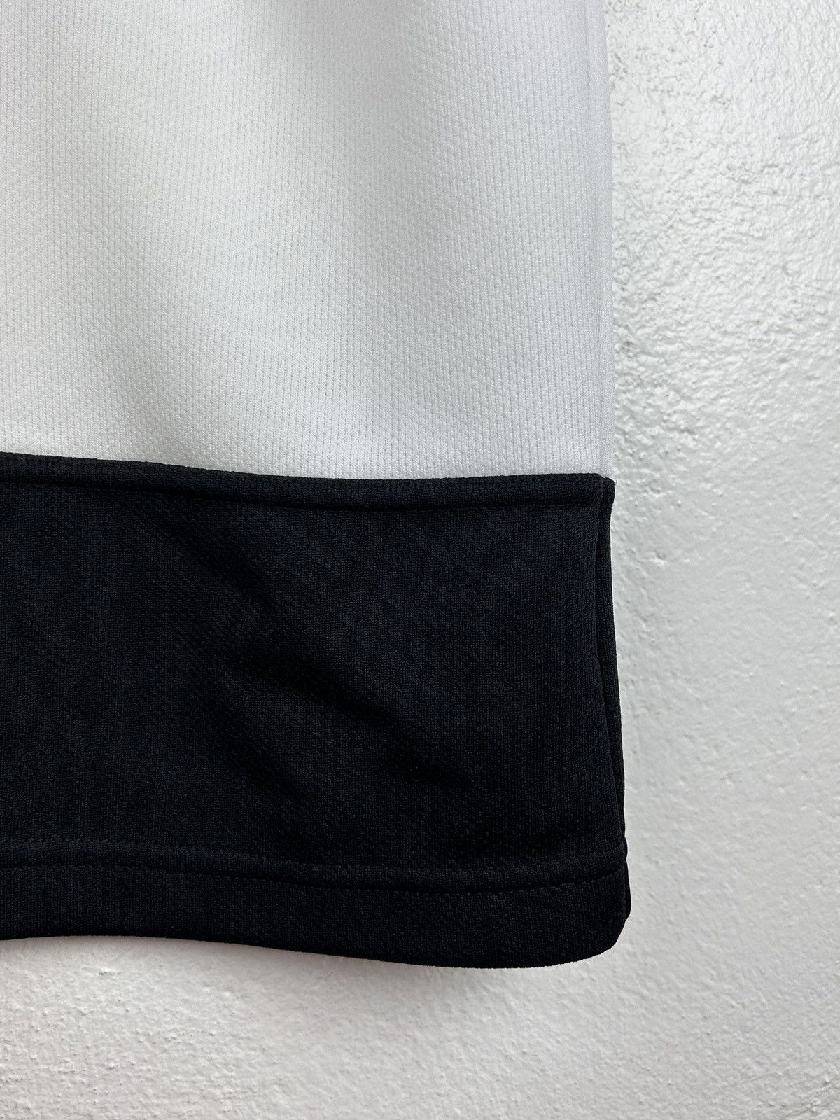 Fubu Vintage Fubu 05 The Collection Lampas Shortsleeve T-Shirt Size US M / EU 48-50 / 2 - 8 Thumbnail