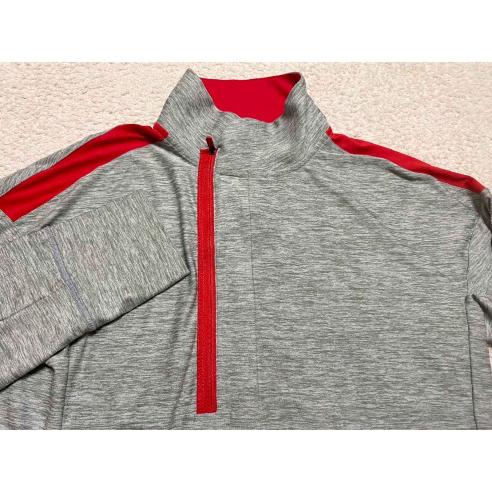 Under Armour Under Armour Womens Shirt Small Gray Long Sleeve 1/4 Zip Activewear Size S / US 4 / IT 40 - 2 Thumbnail