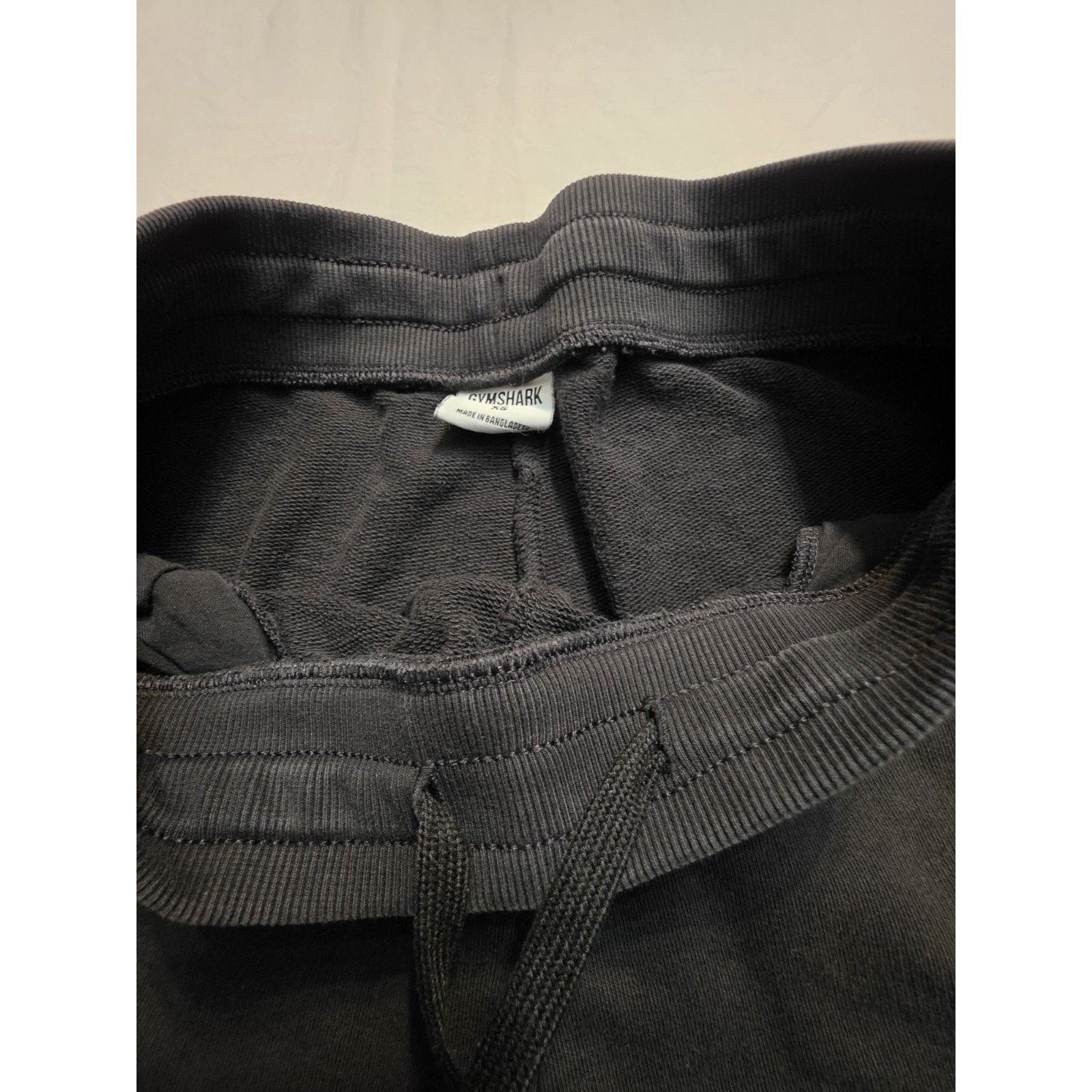 Gymshark Gymshark Men's Size XS Black Sweat Shorts Size US 28 / EU 44 - 3 Thumbnail