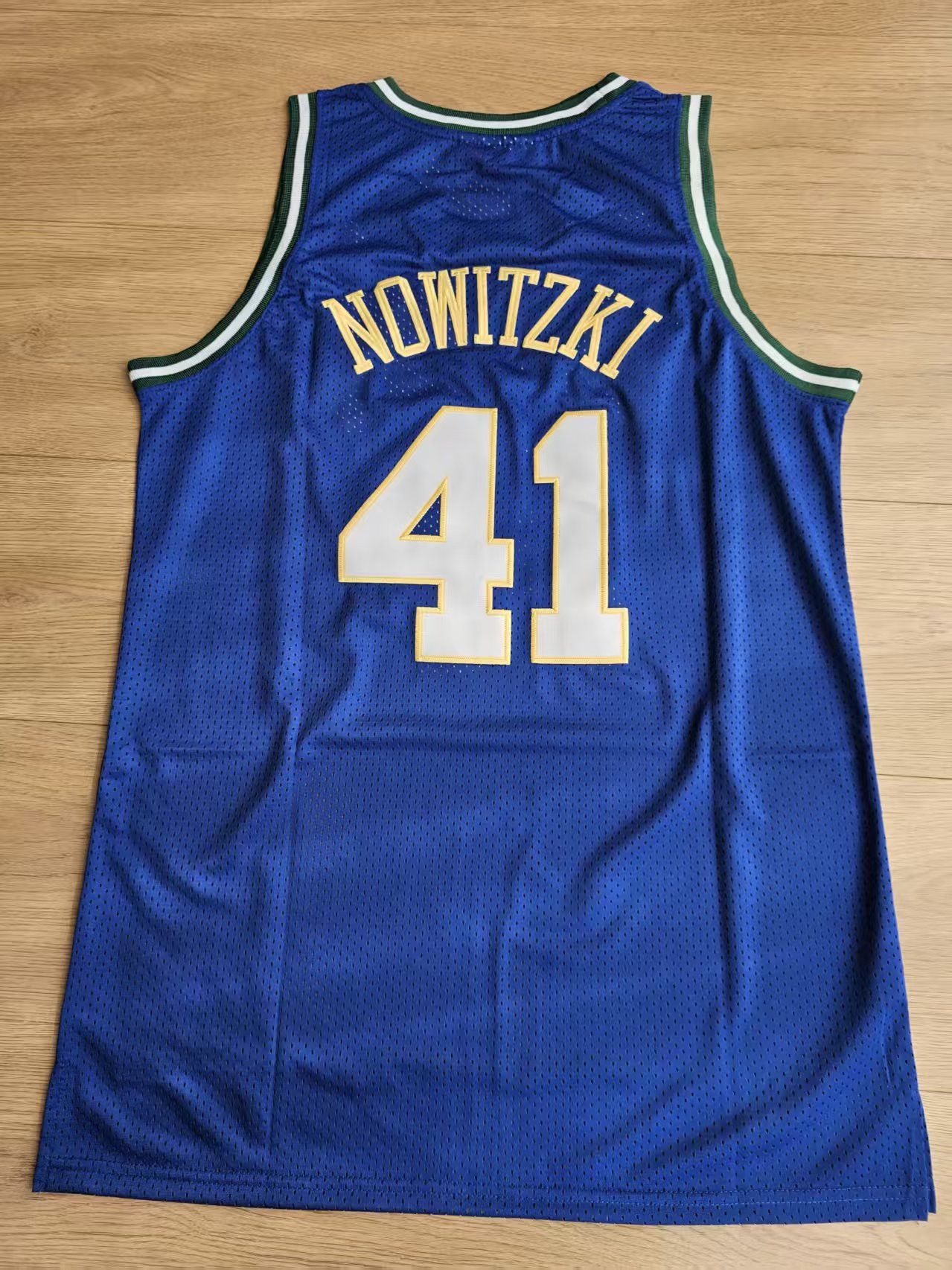 NBA Dallas Mavericks #41 Dirk Nowitzki Jersey Size US M / EU 48-50 / 2 - 2 Thumbnail