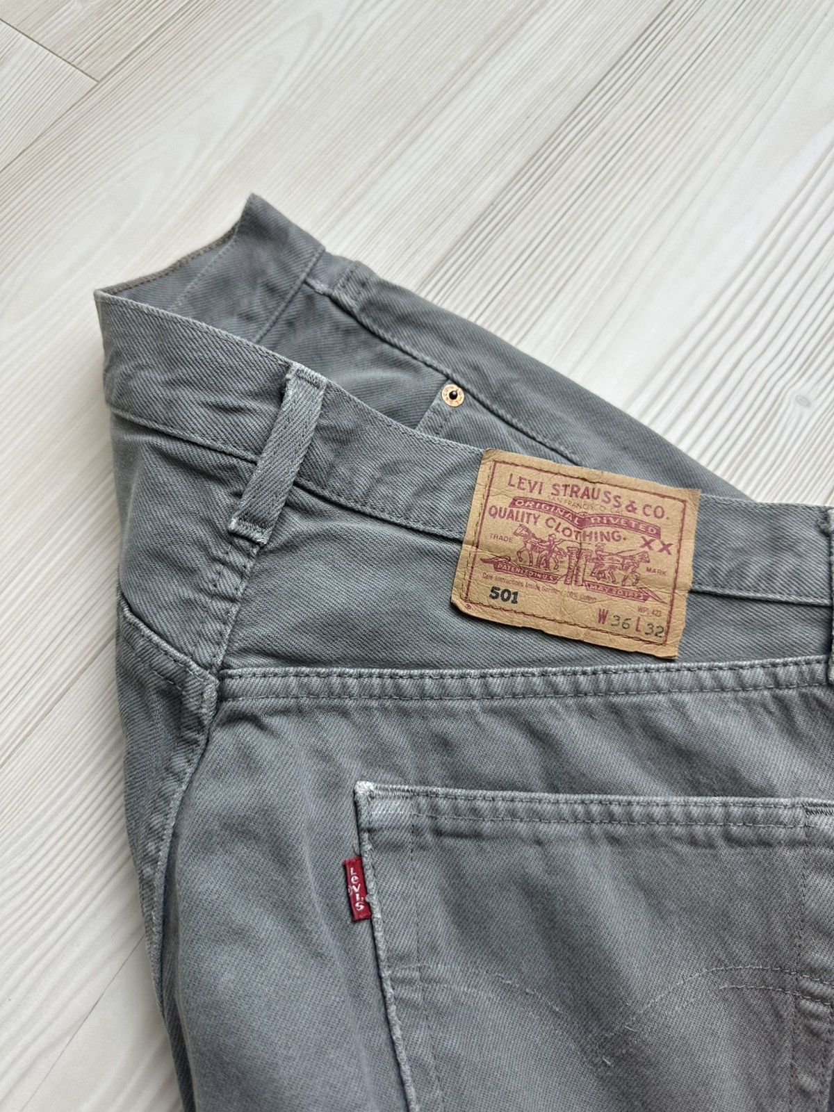 Levi's Vintage Clothing Levi’s vintage 501 36/32 99’ grey Size US 36 / EU 52 - 4 Thumbnail