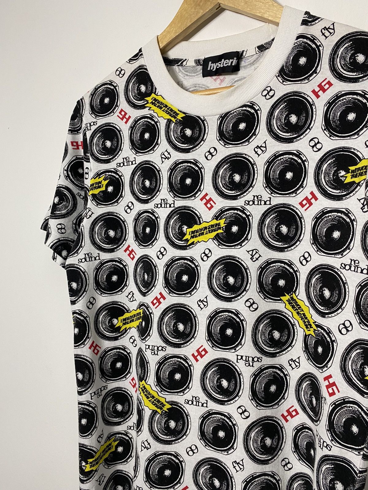 Hysteric Glamour Hysteric Glamour Speaker Overprint T-shirt Size US S / EU 44-46 / 1 - 2 Thumbnail