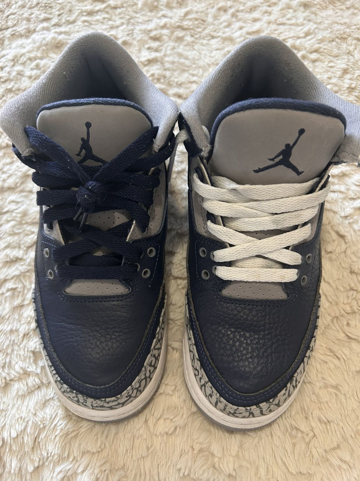Jordan Brand Jordan 3 Georgetown Size US 5.5 / IT 35.5 - 2 Thumbnail