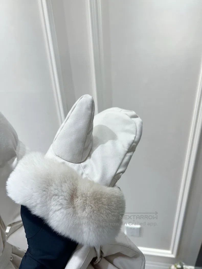 Loro Piana Loro Piana Collaboration, Totoro fur-trimmed long down jac Size XXS / US 00 / IT 34 - 4 Thumbnail