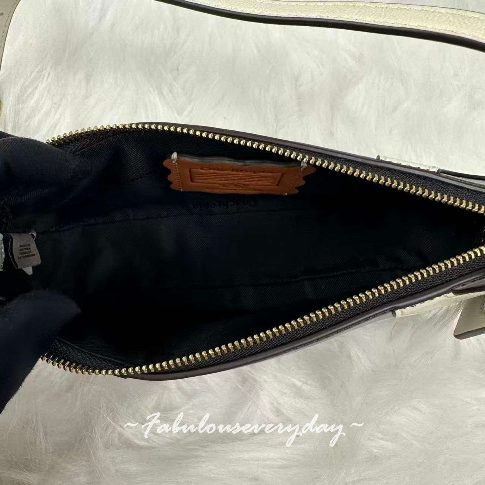 Coach Coach Coachtopia Bowling Small Shoulder Bag Black CFB01 NWT Size ONE SIZE - 7 Thumbnail