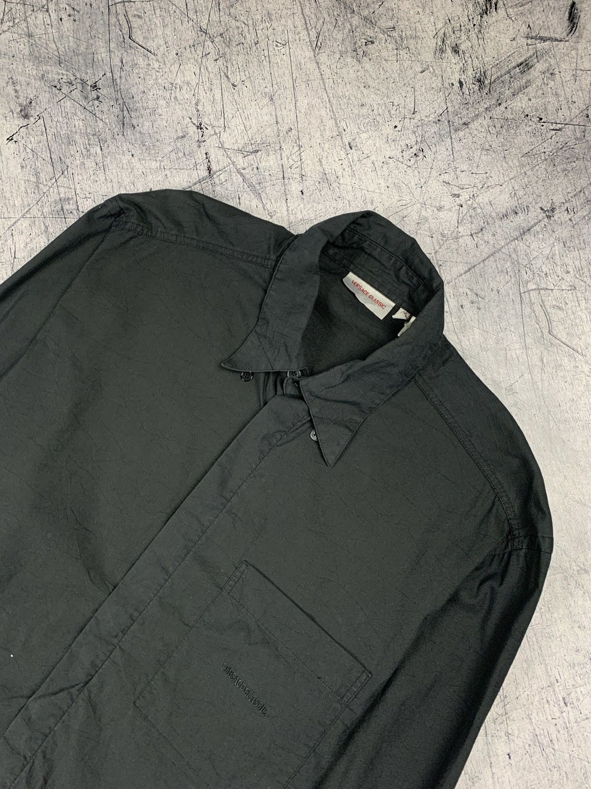 Versace Vintage Versace Classic Shirt Embroidered logo Size 40 Size US L / EU 52-54 / 3 - 2 Thumbnail