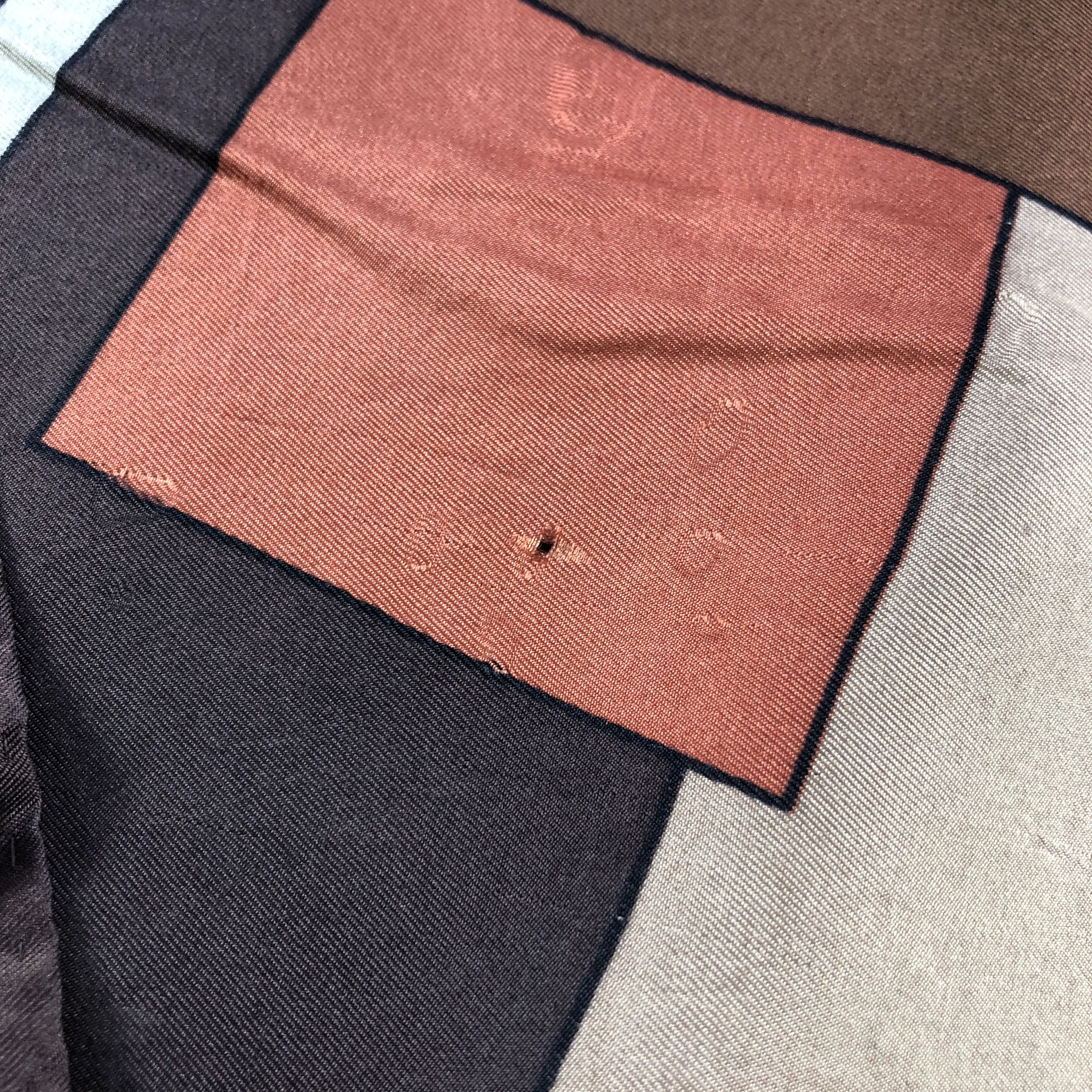 Pierre Cardin Pierre Cardin Abstract Hand Rolled Silk Scarf M1346 Size ONE SIZE - 7 Thumbnail