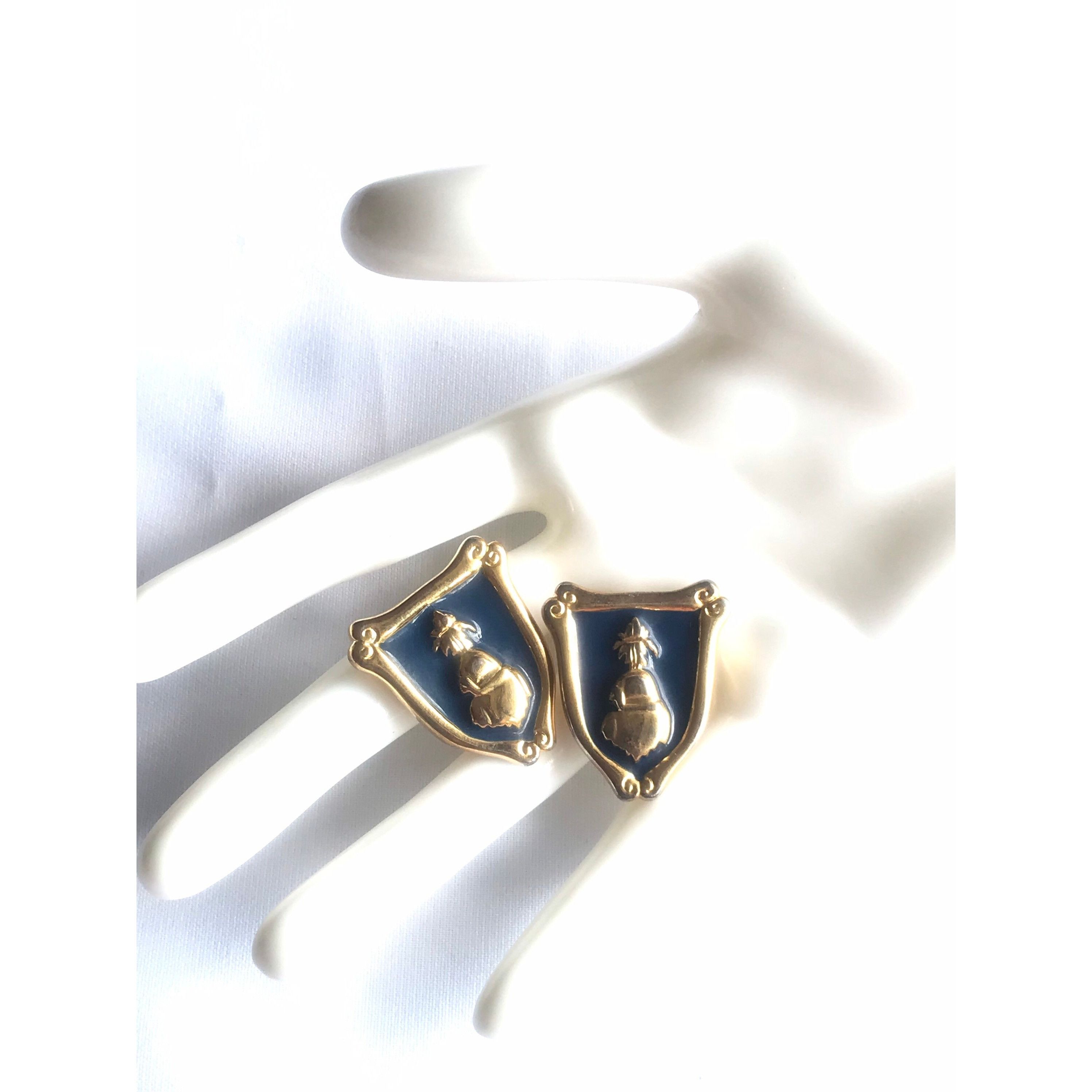 Escada Vintage ESCADA navy and golden flag design earrings. Size ONE SIZE - 8 Thumbnail