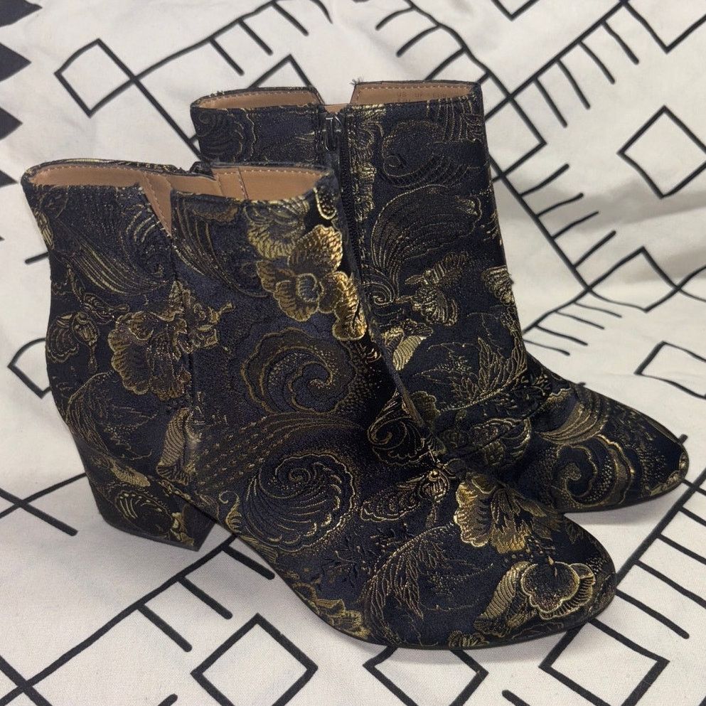 Franco Sarto Franco Sarto Jubilee 2 Tapestry Brocade Paisley Booties Size US 8.5 / IT 38.5 - 1 Thumbnail