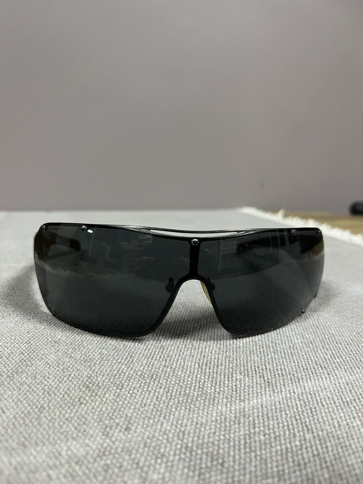 Prada Vintage 2000s Prada Y2K Sunglasses Size ONE SIZE - 3 Thumbnail
