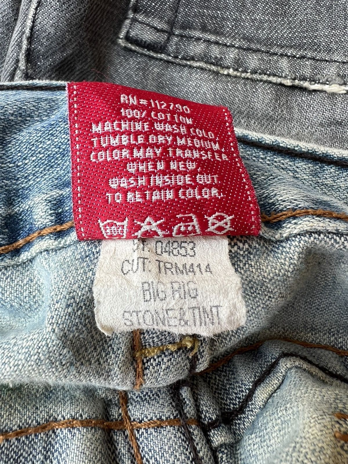 True Religion VTG 00s TR Big Rig Stone&Tint Rips Patchwork Flare Jeans Size US 34 / EU 50 - 24 Thumbnail