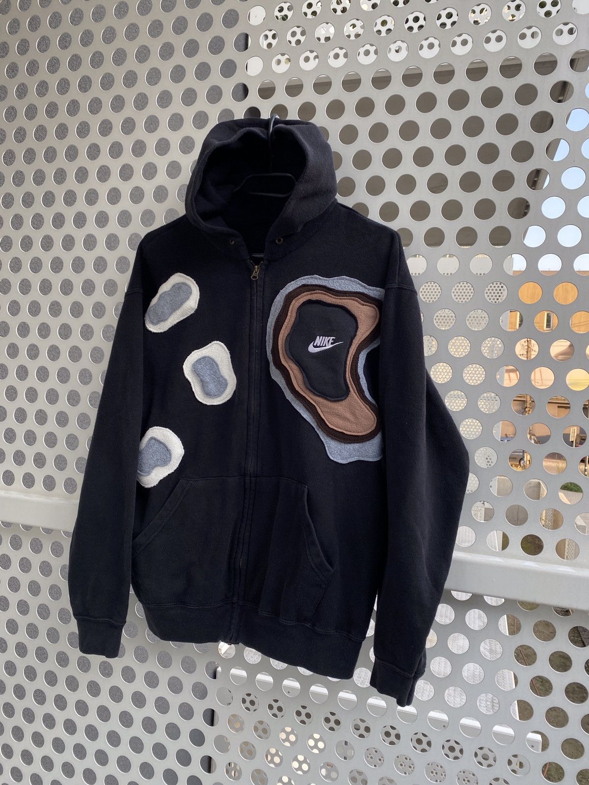Nike × Vintage Vintage Nike Custom Skelet Center Swoosh Oversize Hoodie Y2K Size US M / EU 48-50 / 2 - 1 Thumbnail