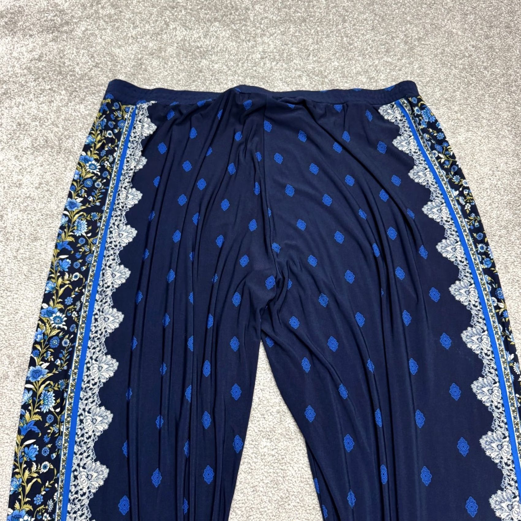 Vintage Susan Graver Liquid Knit Border Print Pull On Crop Pants Womens 2X Blue Floral Size 28" / US 6 / IT 42 - 4 Thumbnail