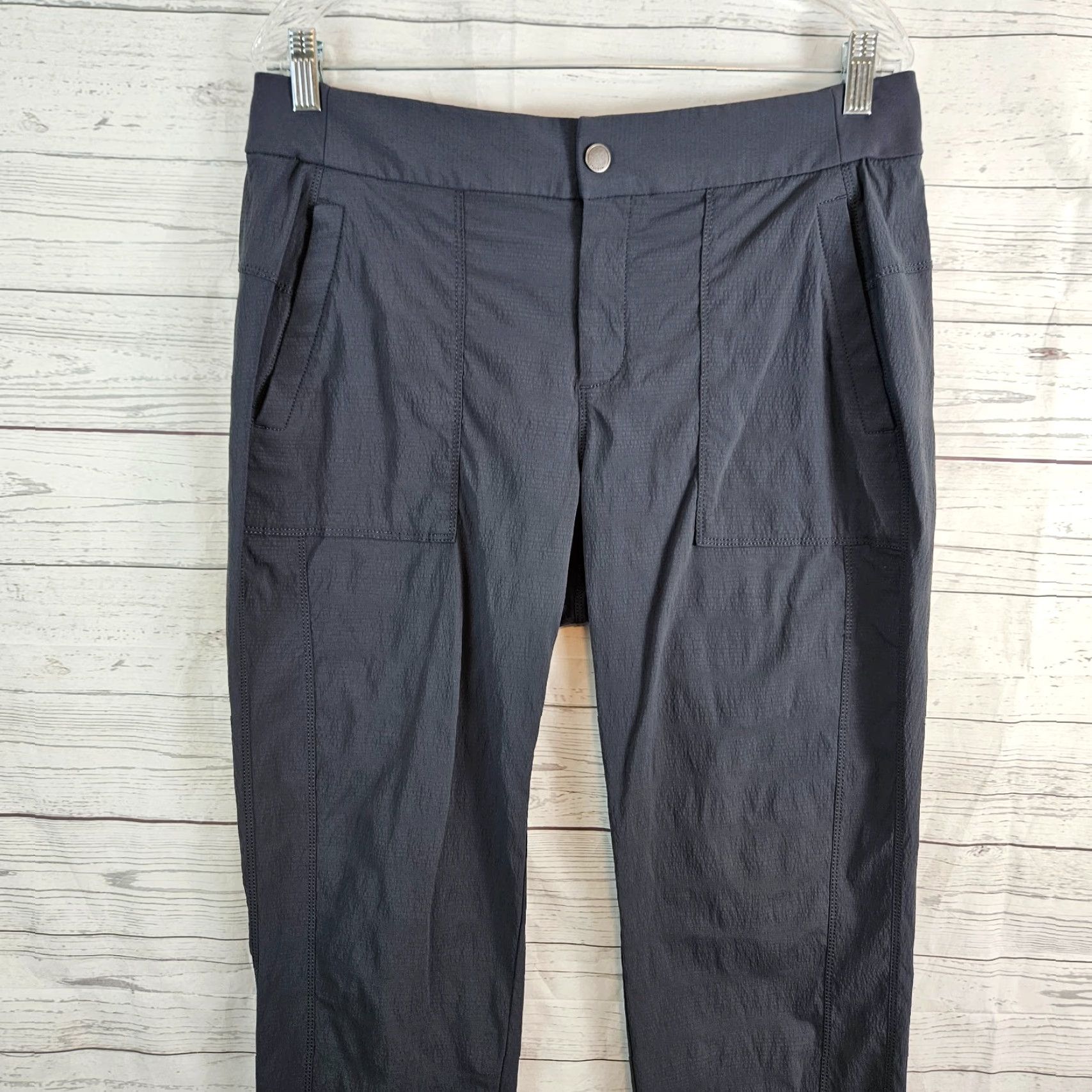 Athleta Athleta Womens Joggers Sz 12 Black Nylon Blend Activewear Pants 28 Inseam Size 34" / US 12 / IT 48 - 2 Thumbnail