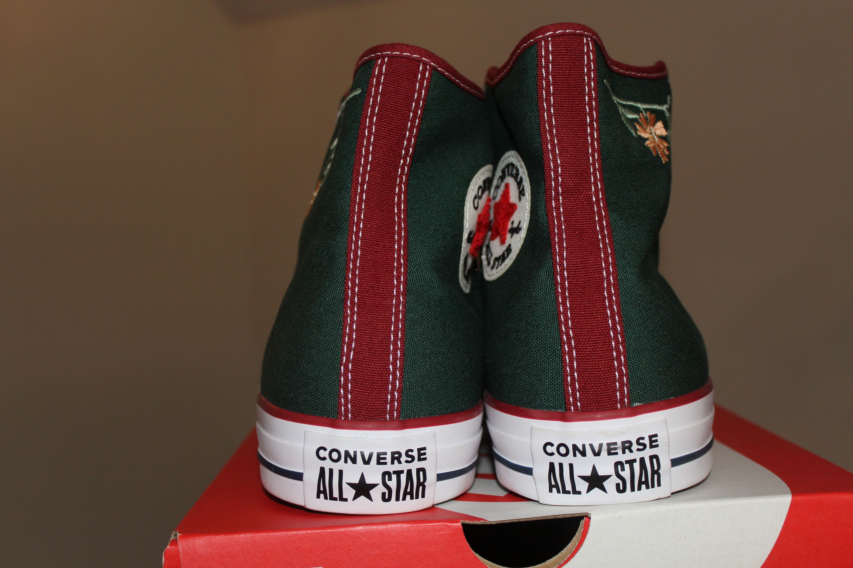 Converse Converse Chuck Taylor Green Floral Christmas Size 12 Size US 12 / EU 45 - 5 Thumbnail