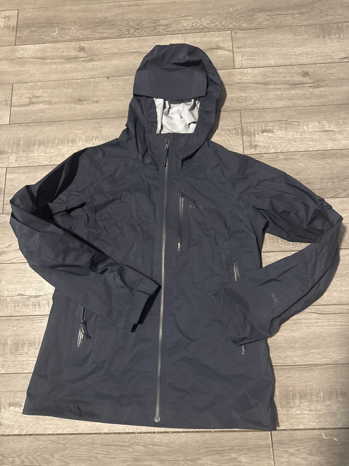 Patagonia Boulder Fork Rain Jacket Size M / US 6-8 / IT 42-44 - 1 Preview
