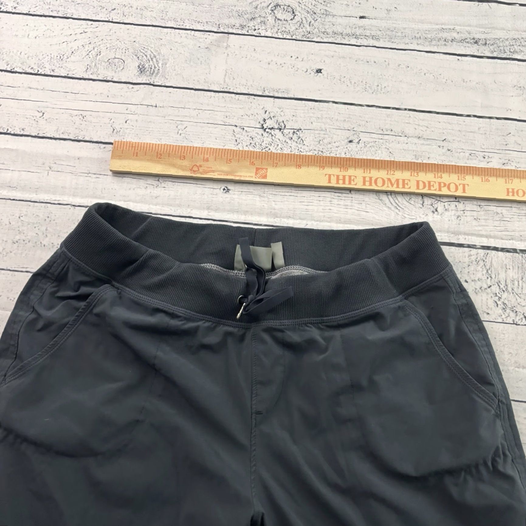 Athleta Athleta Womens Pants Sweatpants City Lined Gray 8 Urban Size 30" / US 8 / IT 44 - 3 Thumbnail