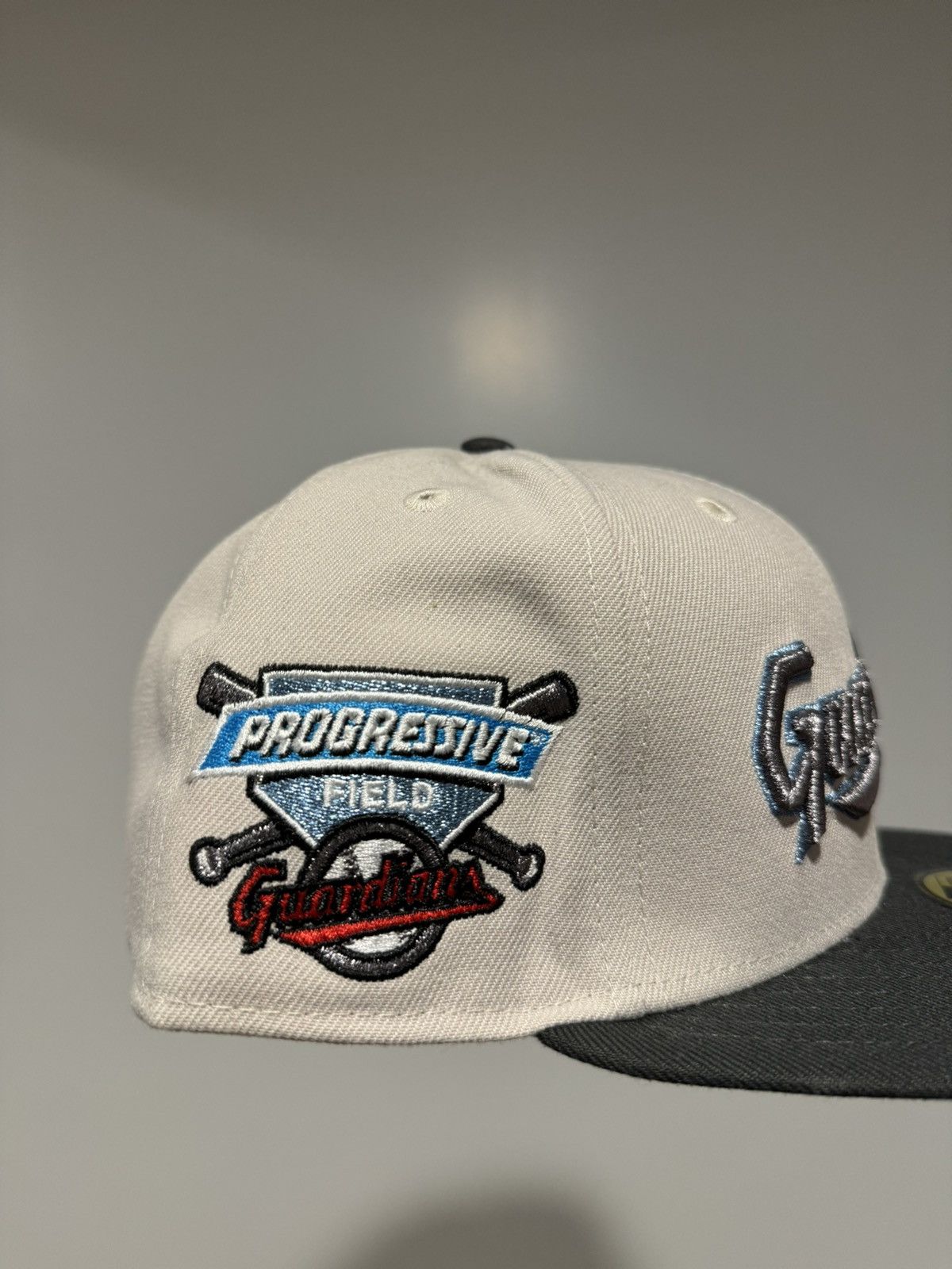 Hat Club × New Era × Topperz Topperzstore USA Exclusive Cleveland Guardians script 7 3/8 Size ONE SIZE - 2 Thumbnail